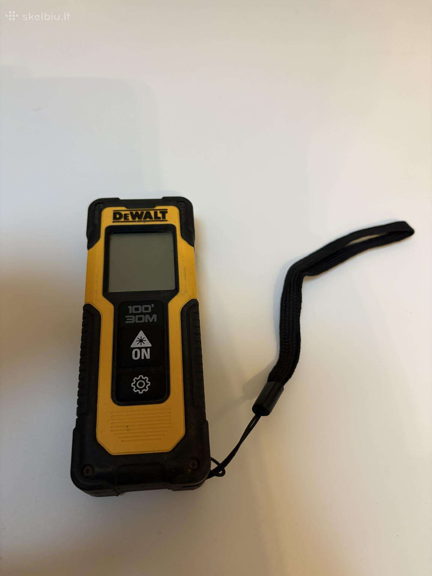 Dewalt atstuminis matuoklis.