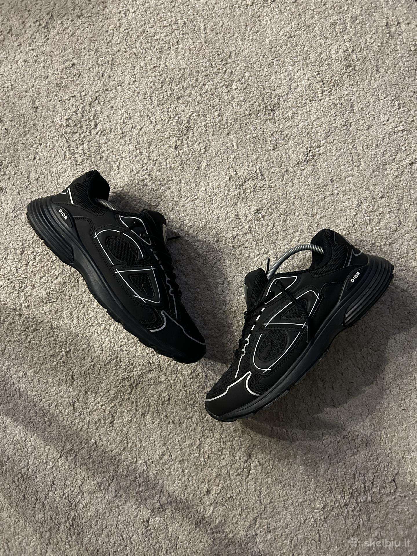 Dior bateliai