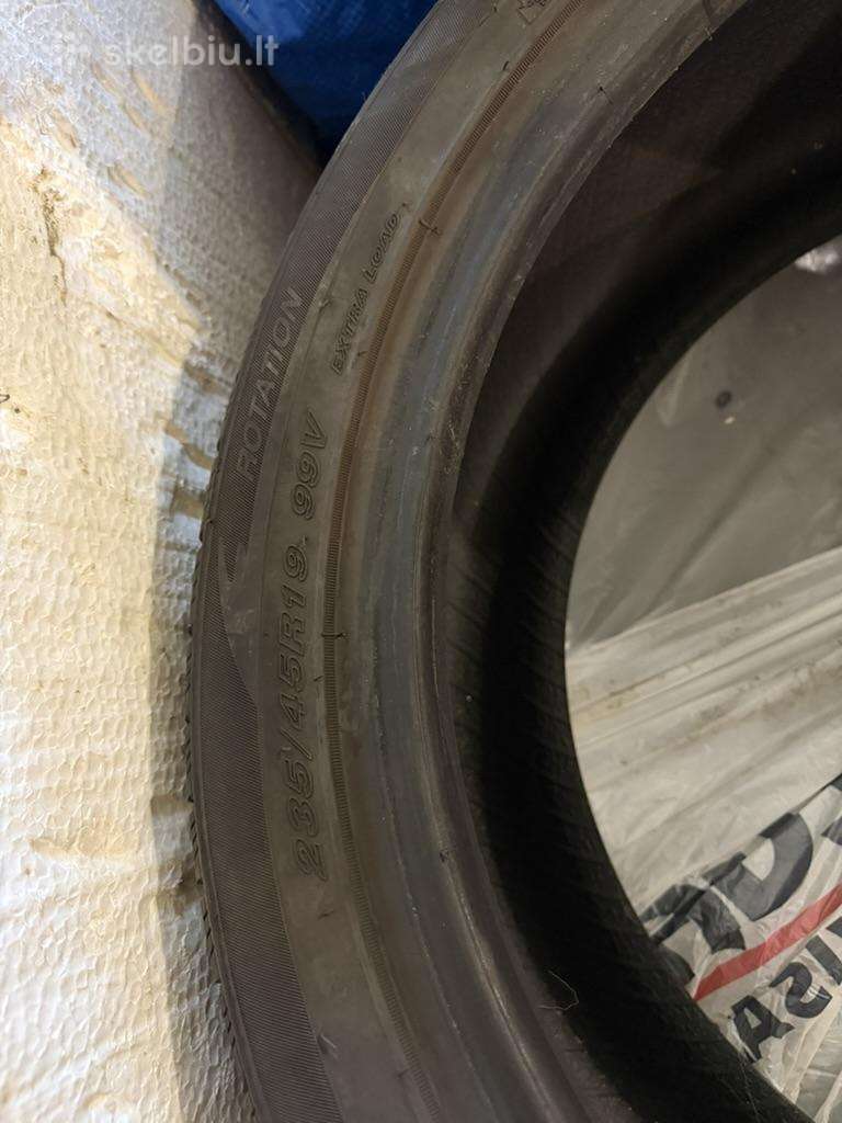 Parduodamos žieminės padangos Goodride Sw608