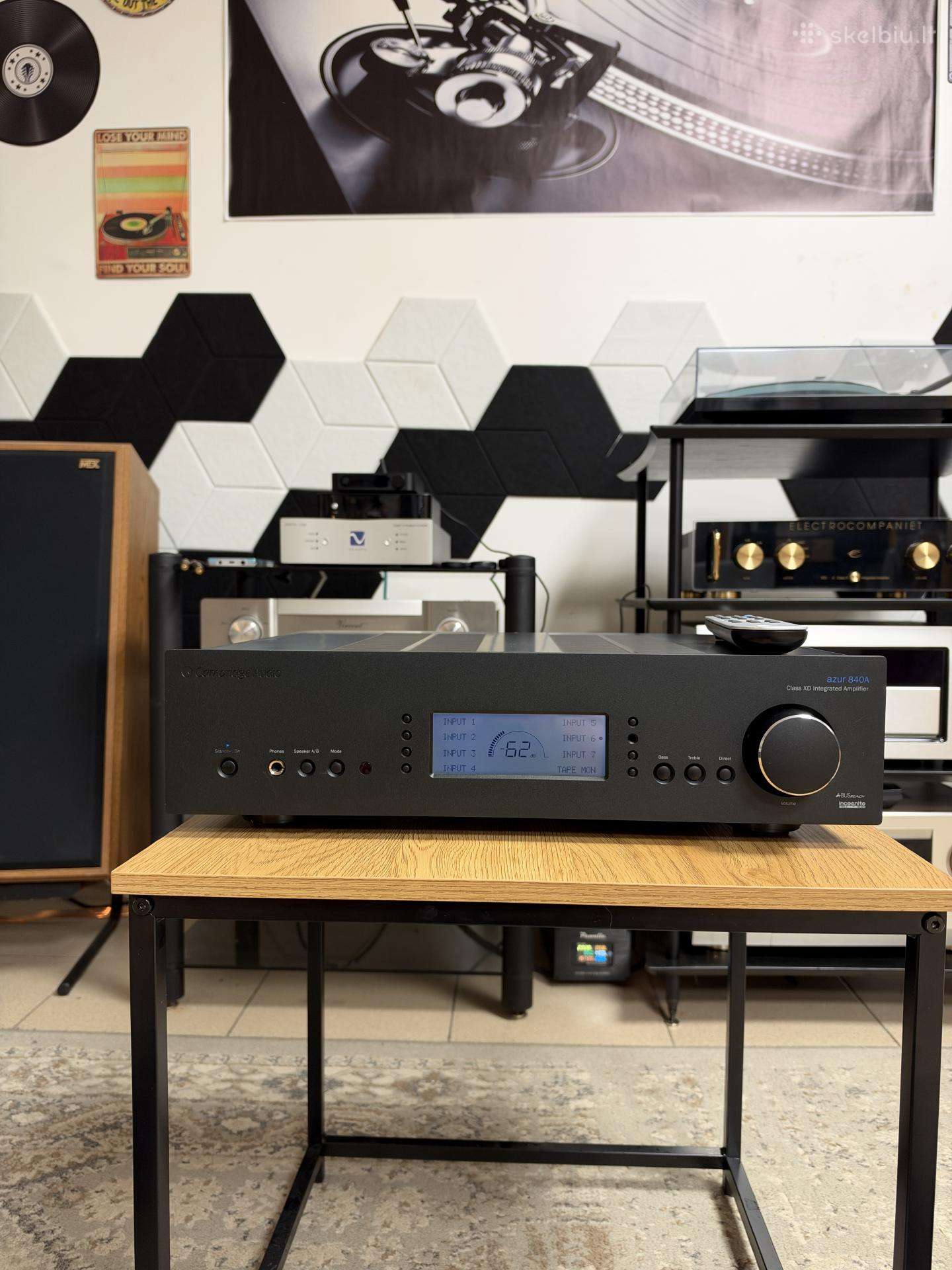 Cambridge Audio Azur 840a