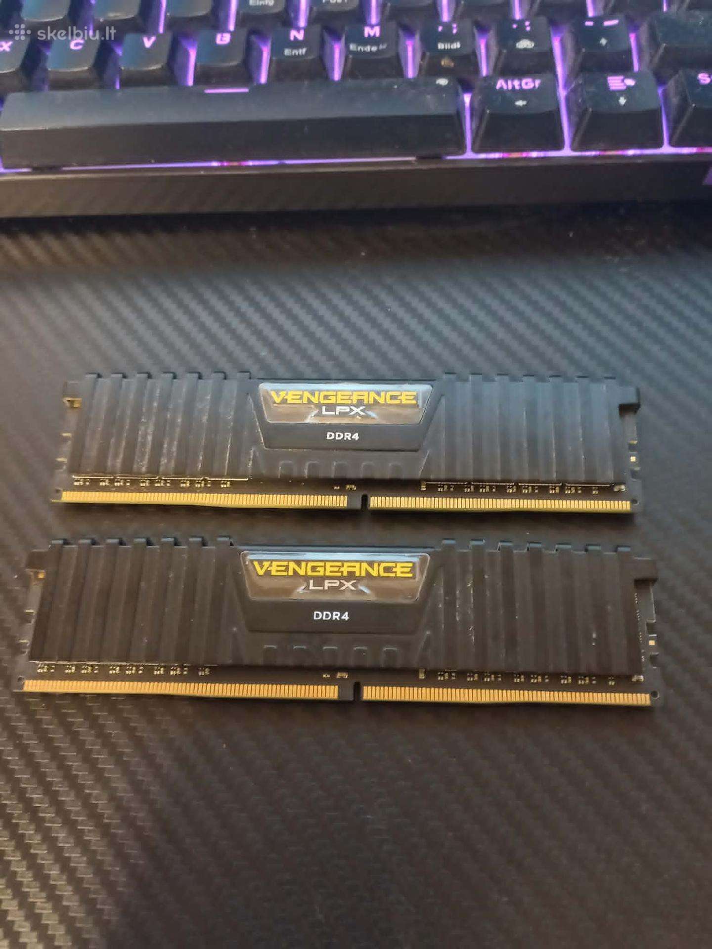 Corsair Vengeance Lpx Ddr4 2x8gb 16gb 2400 MHz