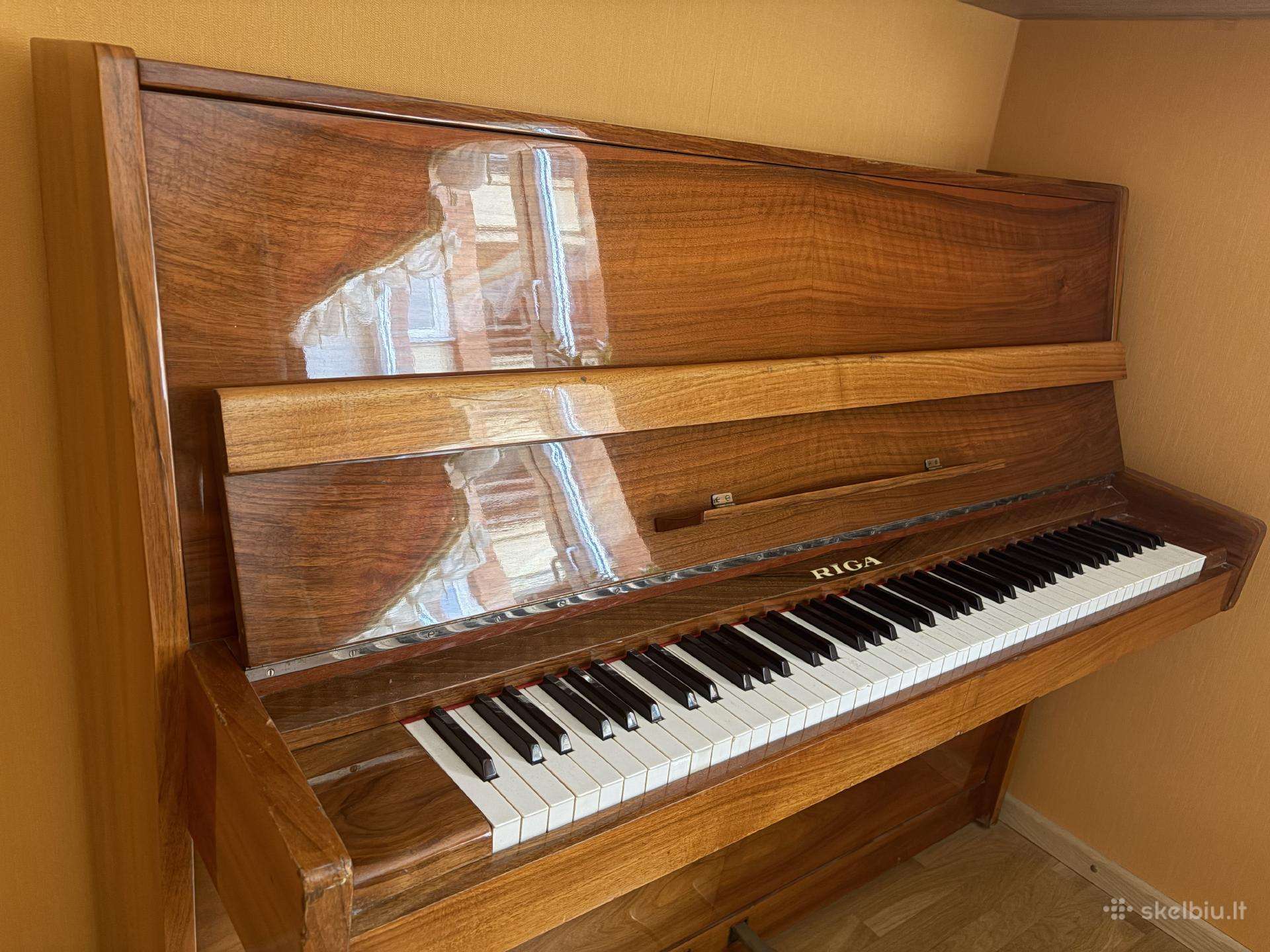 Dovanojamas Pianinas Riga – Šiauliai