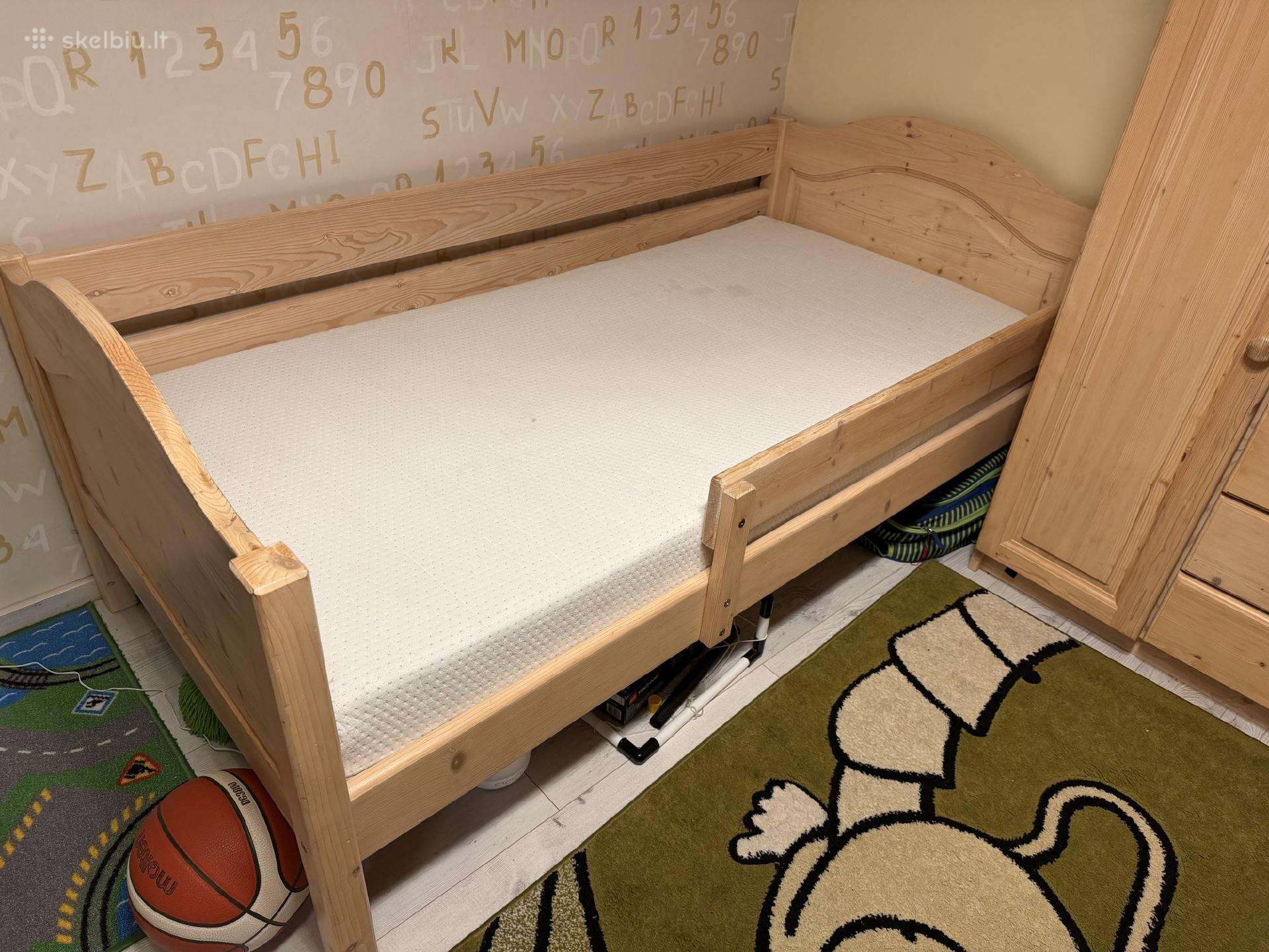 Medinė viengulė lova su čiužiniu 90180 cm – Vilni
