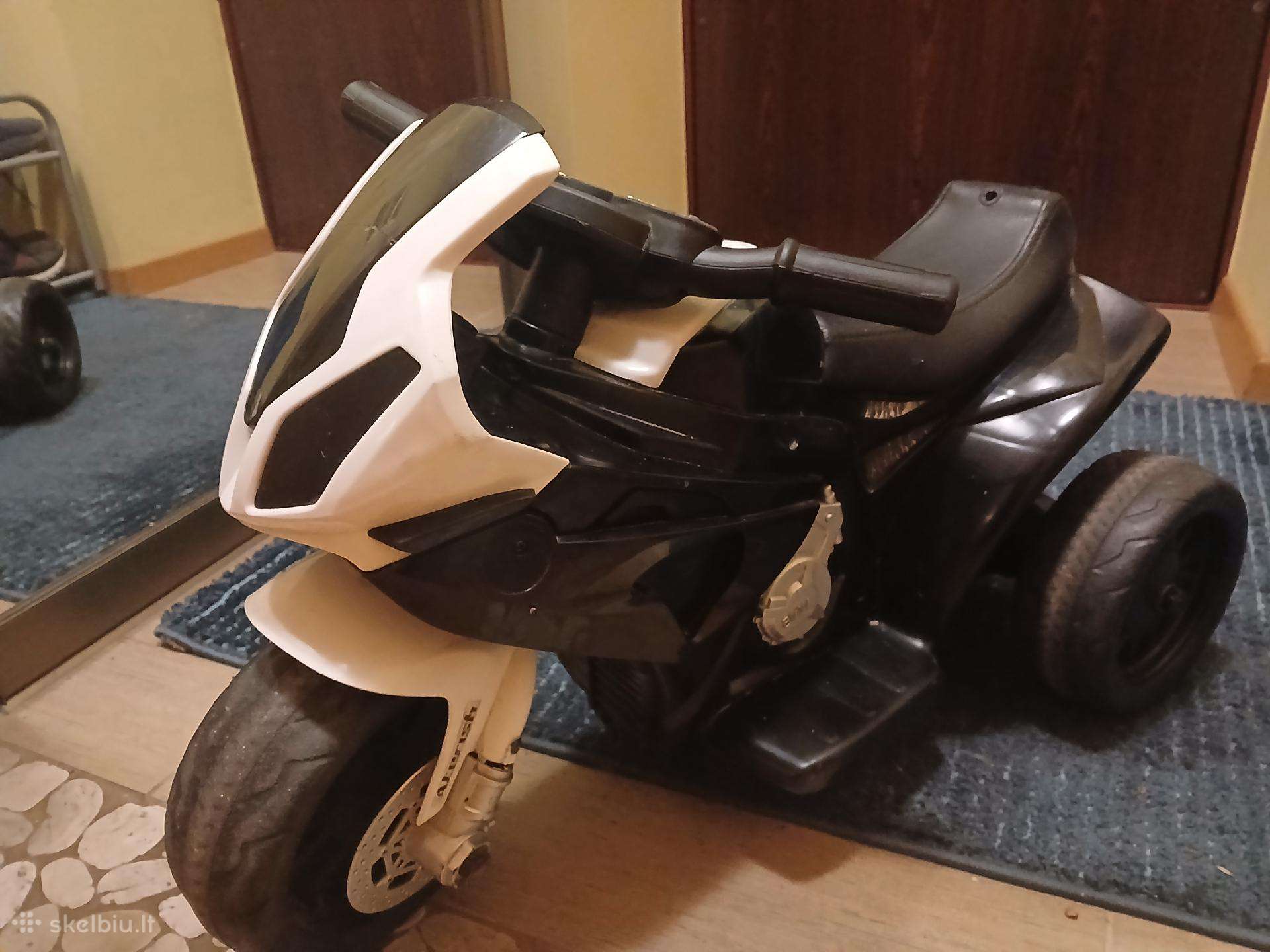 Mini elektrinis Bmw triratis motociklas