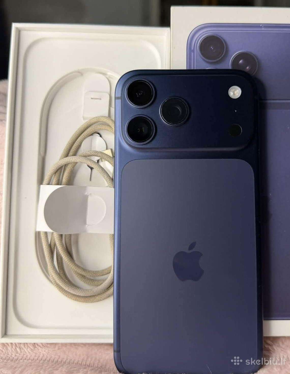 iPhone 17pro 256gb melynas