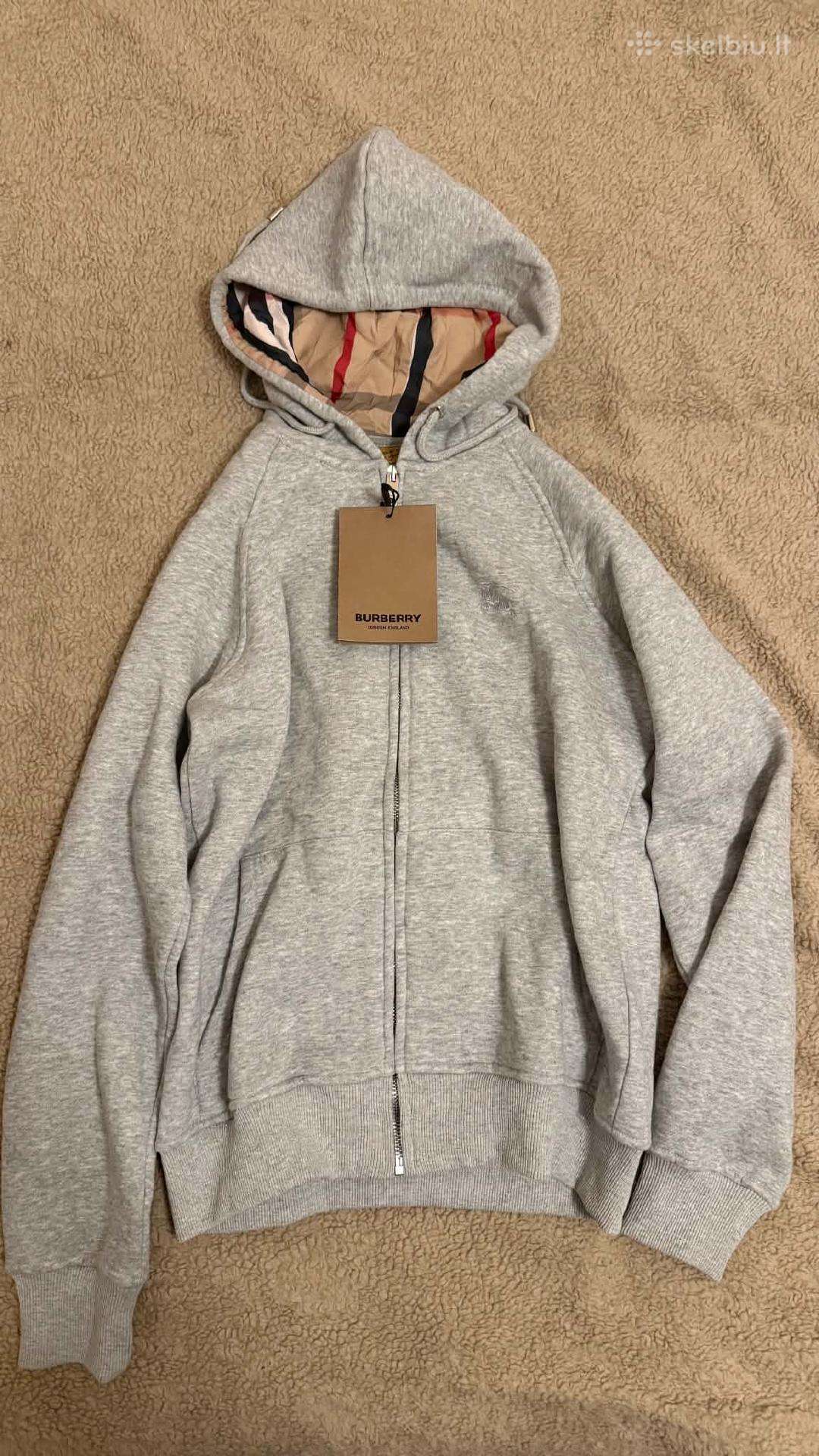 Burberry sweater