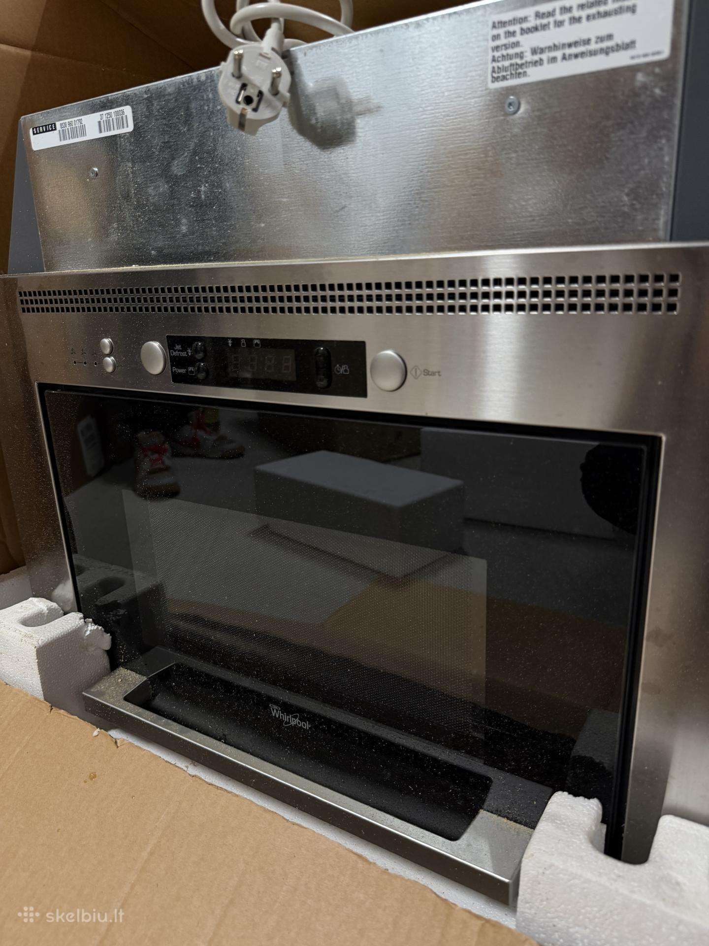 Whirlpool įmontuojama mikrobangų krosnele su gar.