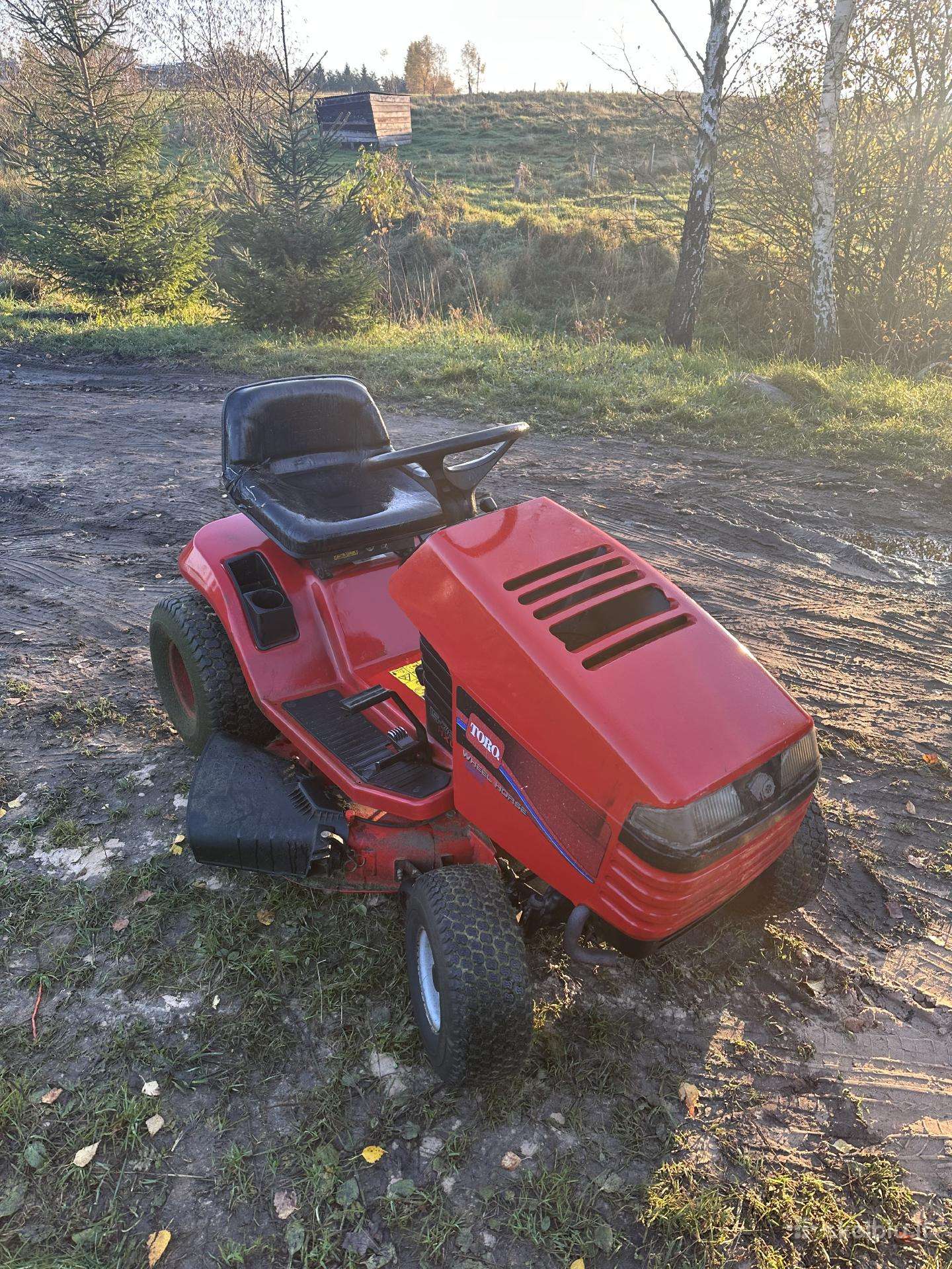 Toro sodo traktoriukas