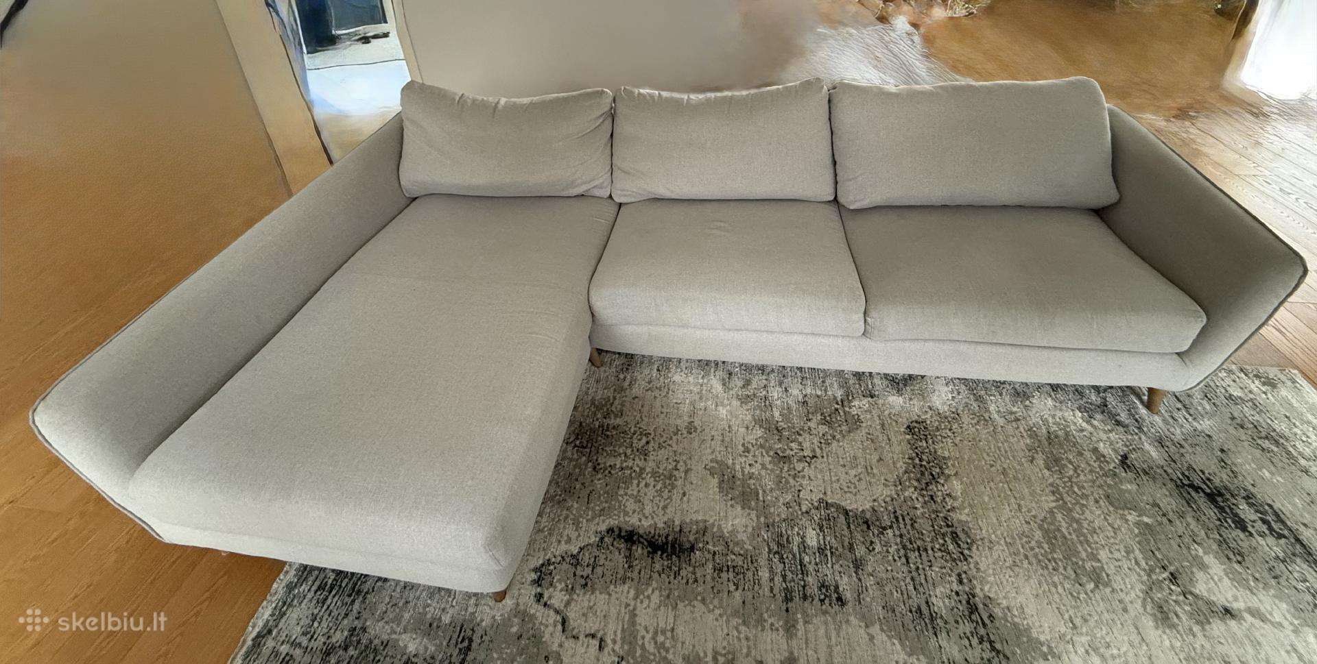 Kampinė Sofa