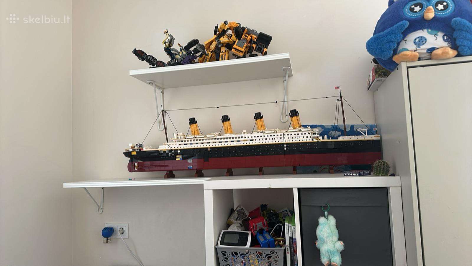 100€ esantis viršuje parduodami transformeriai
