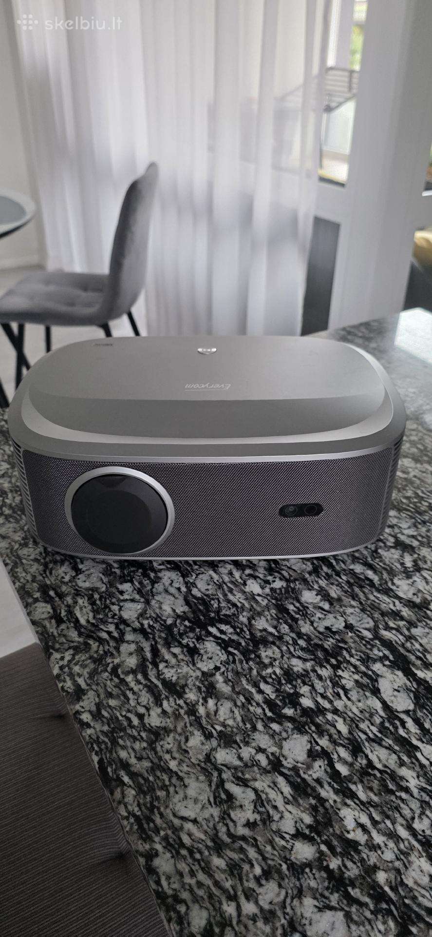 Proektorius Everycom Hq11w