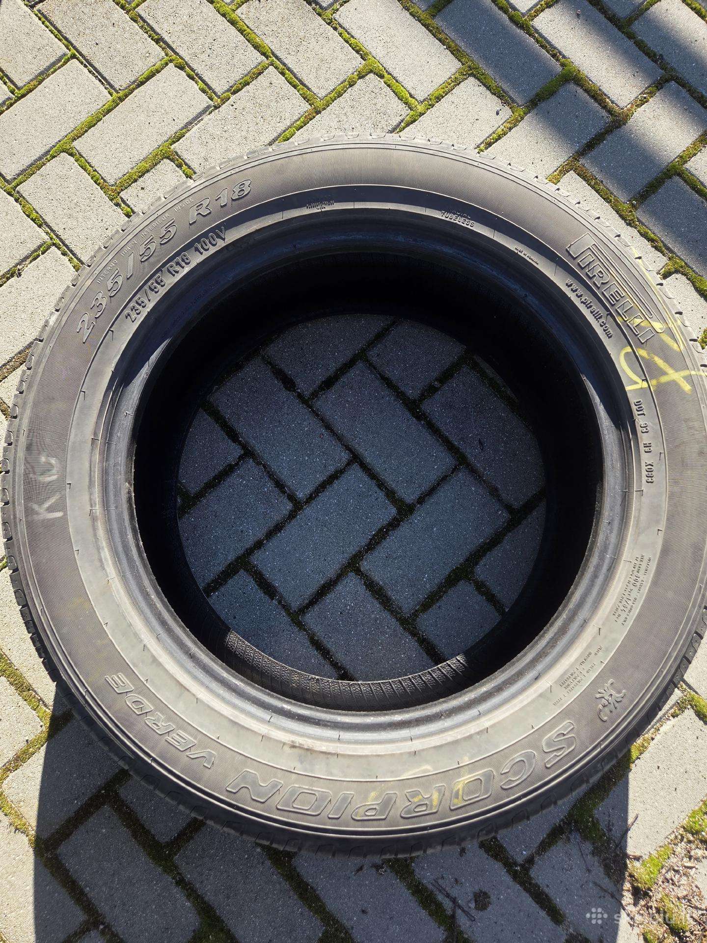 Parduodamos 4 vasarinės padangos 235/55 R18