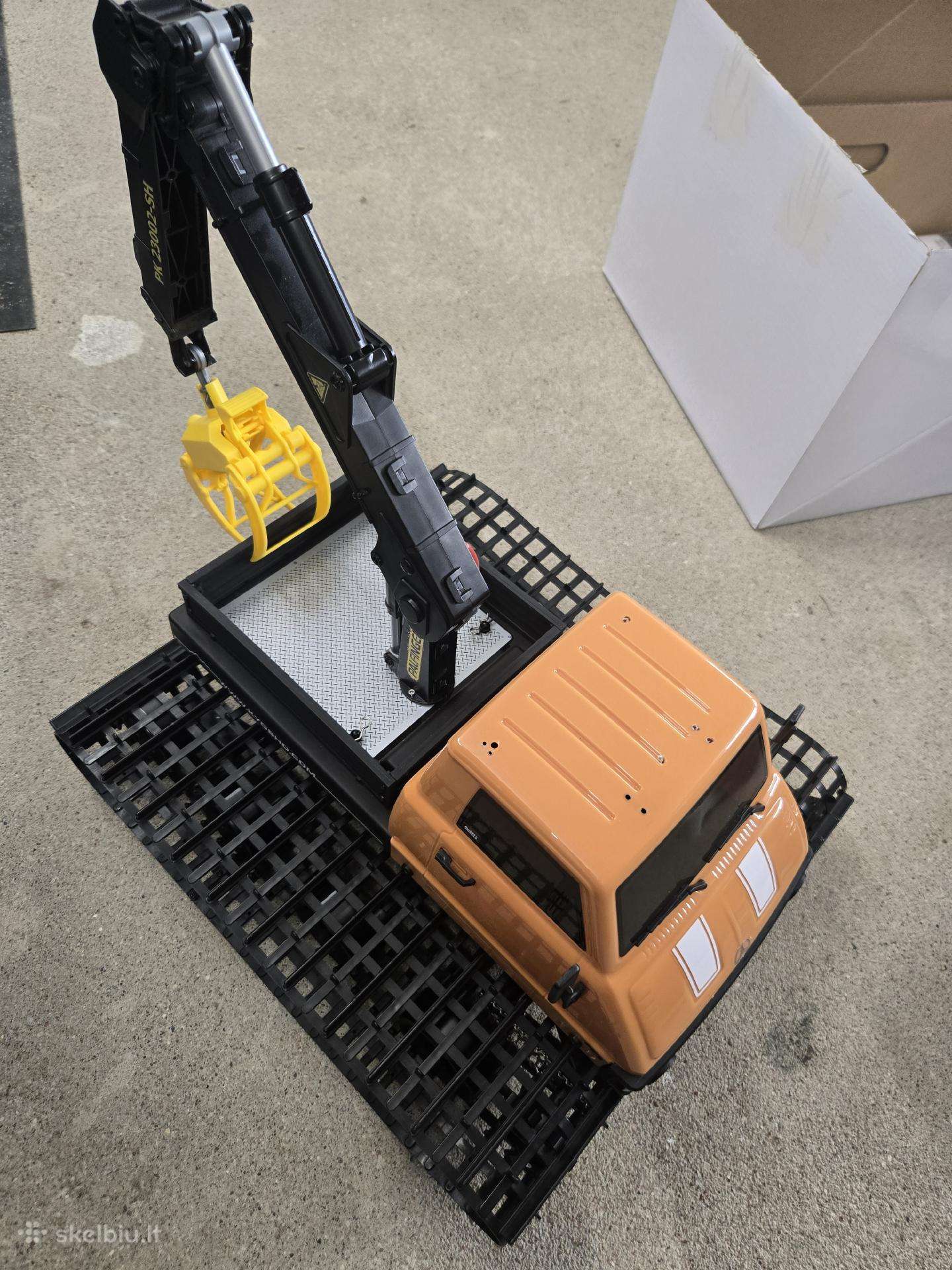 Kyosho trail king RC modelis