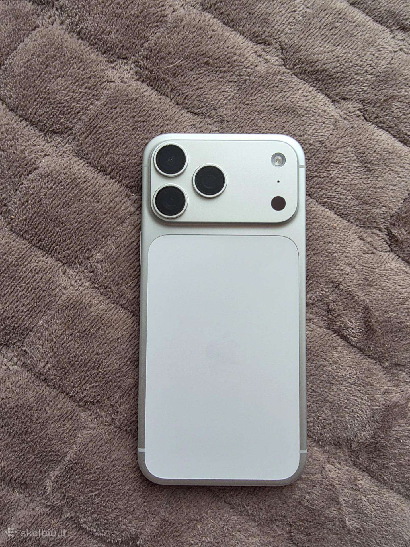 iPhone 17 pro max 256gb