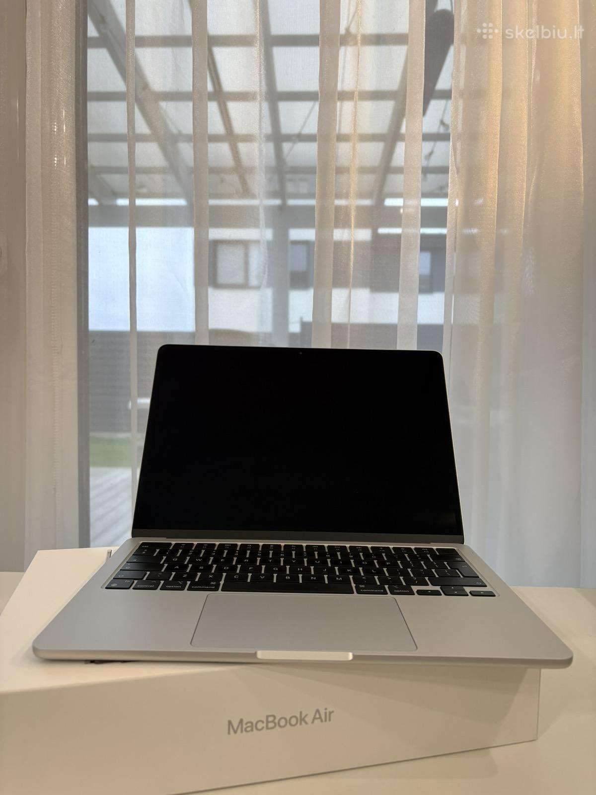 MacBook Air 13