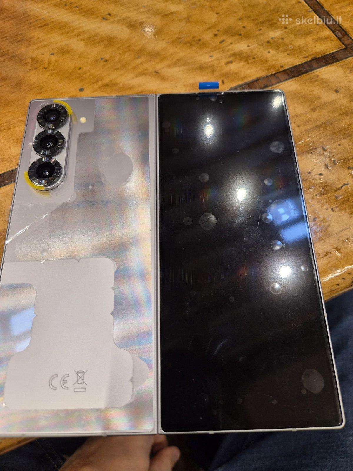 Samsug naujas telefonas Galaxy Z 6 Fold