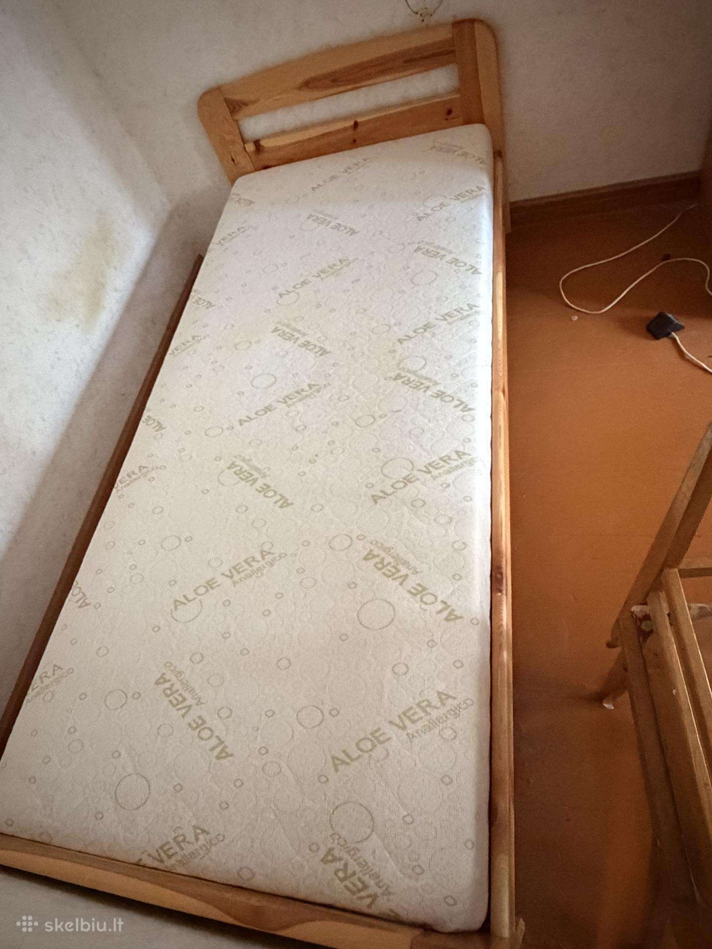 Medine lova su čiužiniu