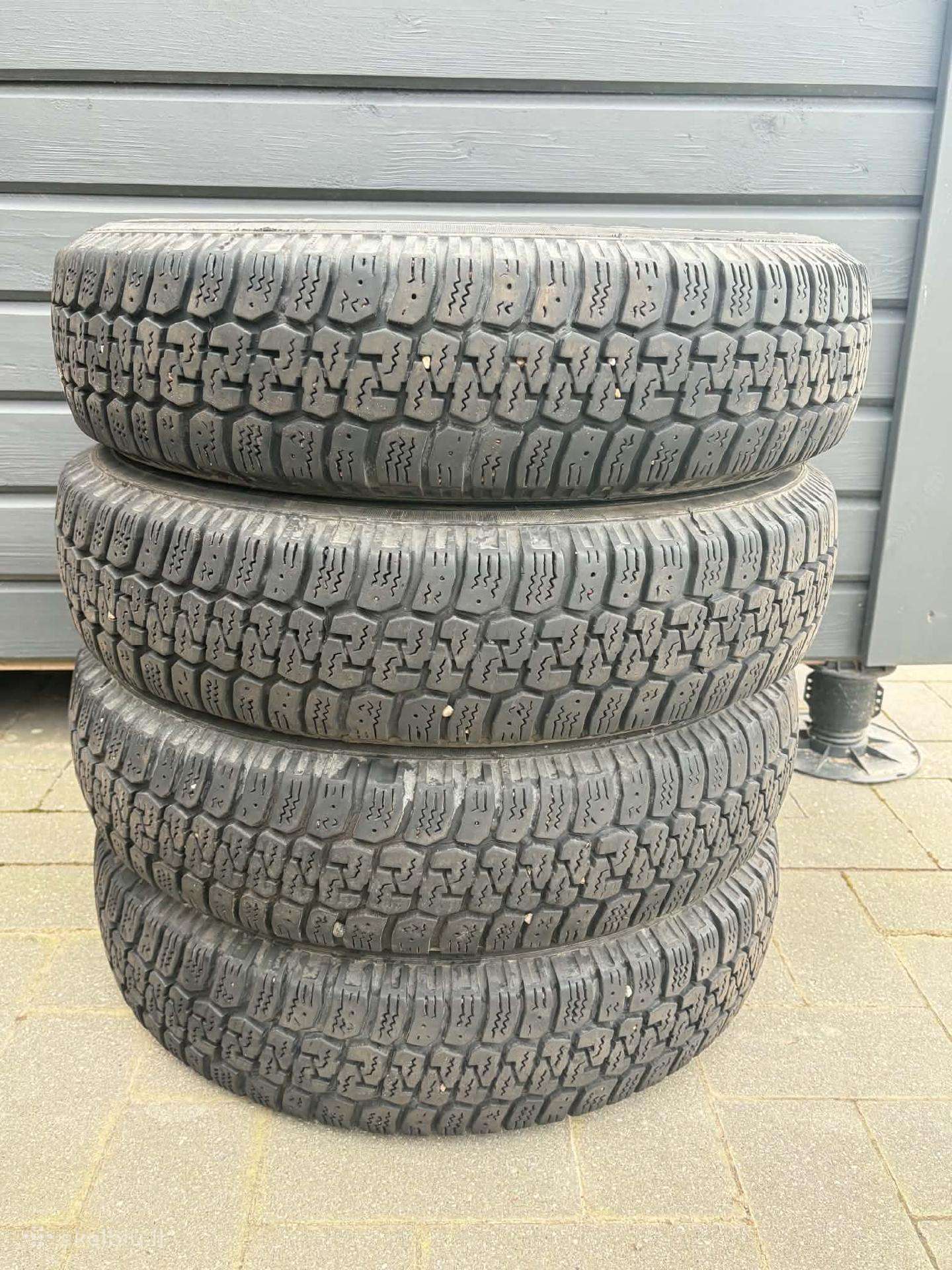 Žieminės padangos 145/70 R13 – 4 vnt.