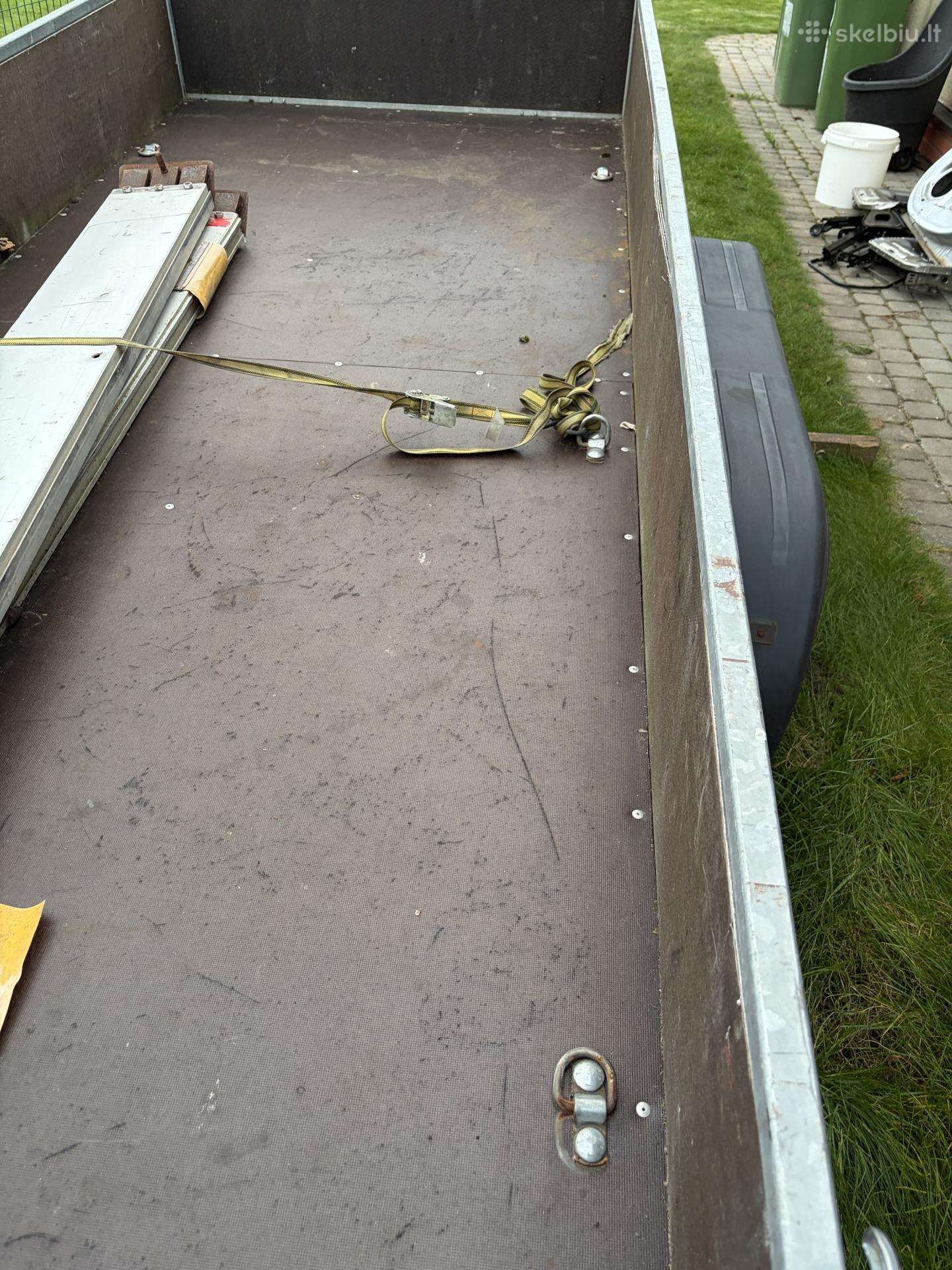 -Kita-, passenger car trailers