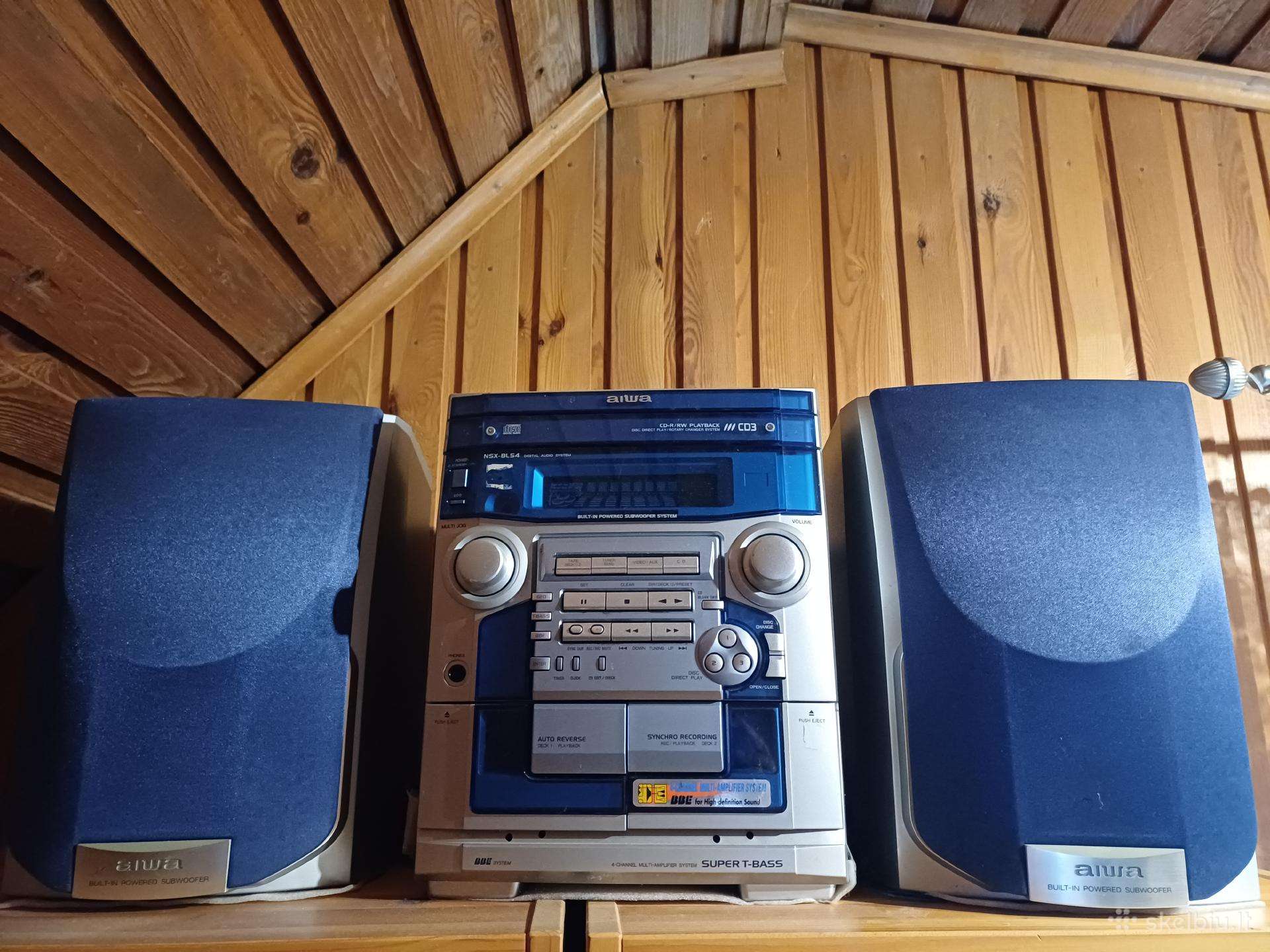 Aiwa muzikinis centras