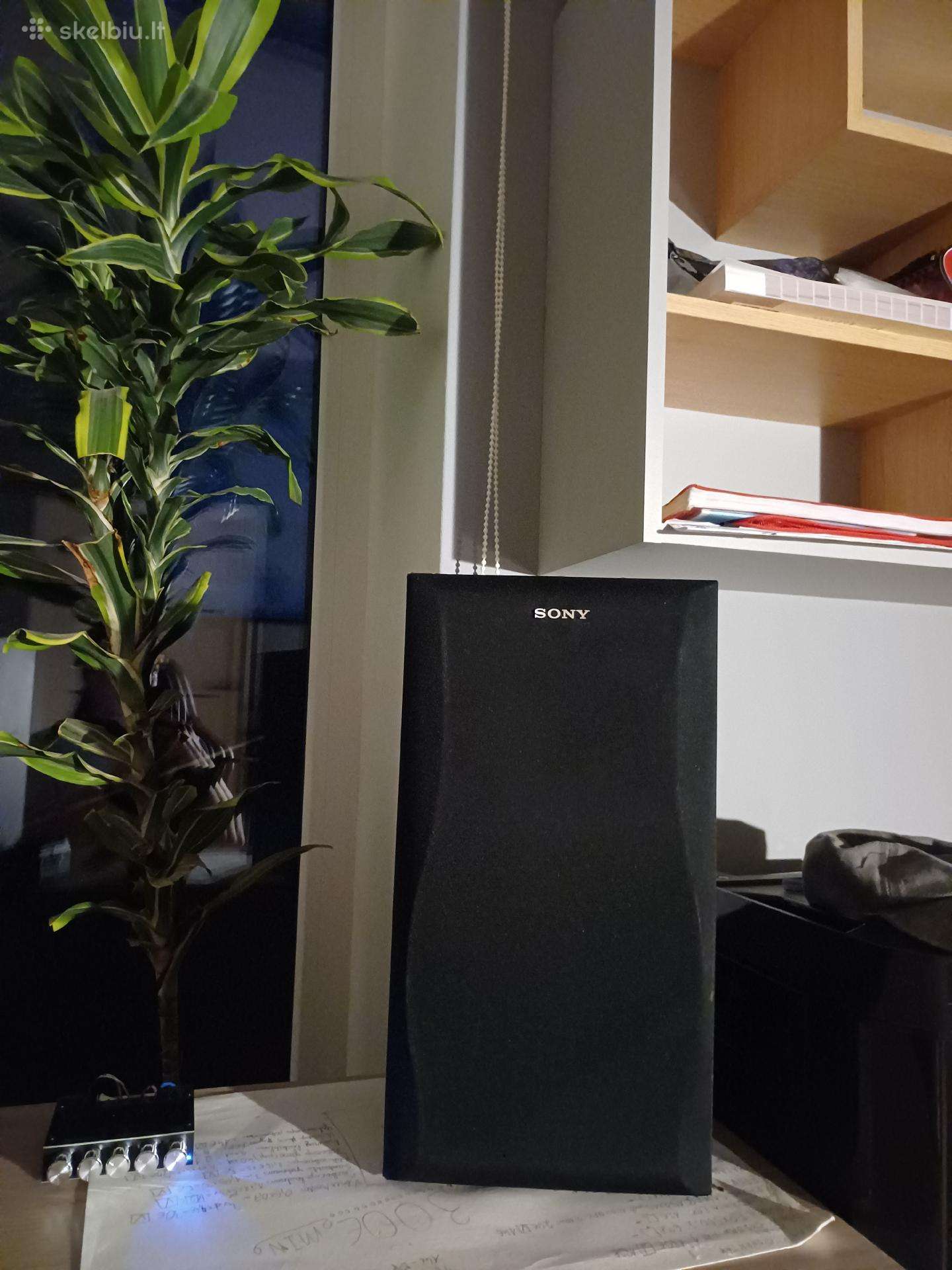 Sony lentyninės kolonėlės