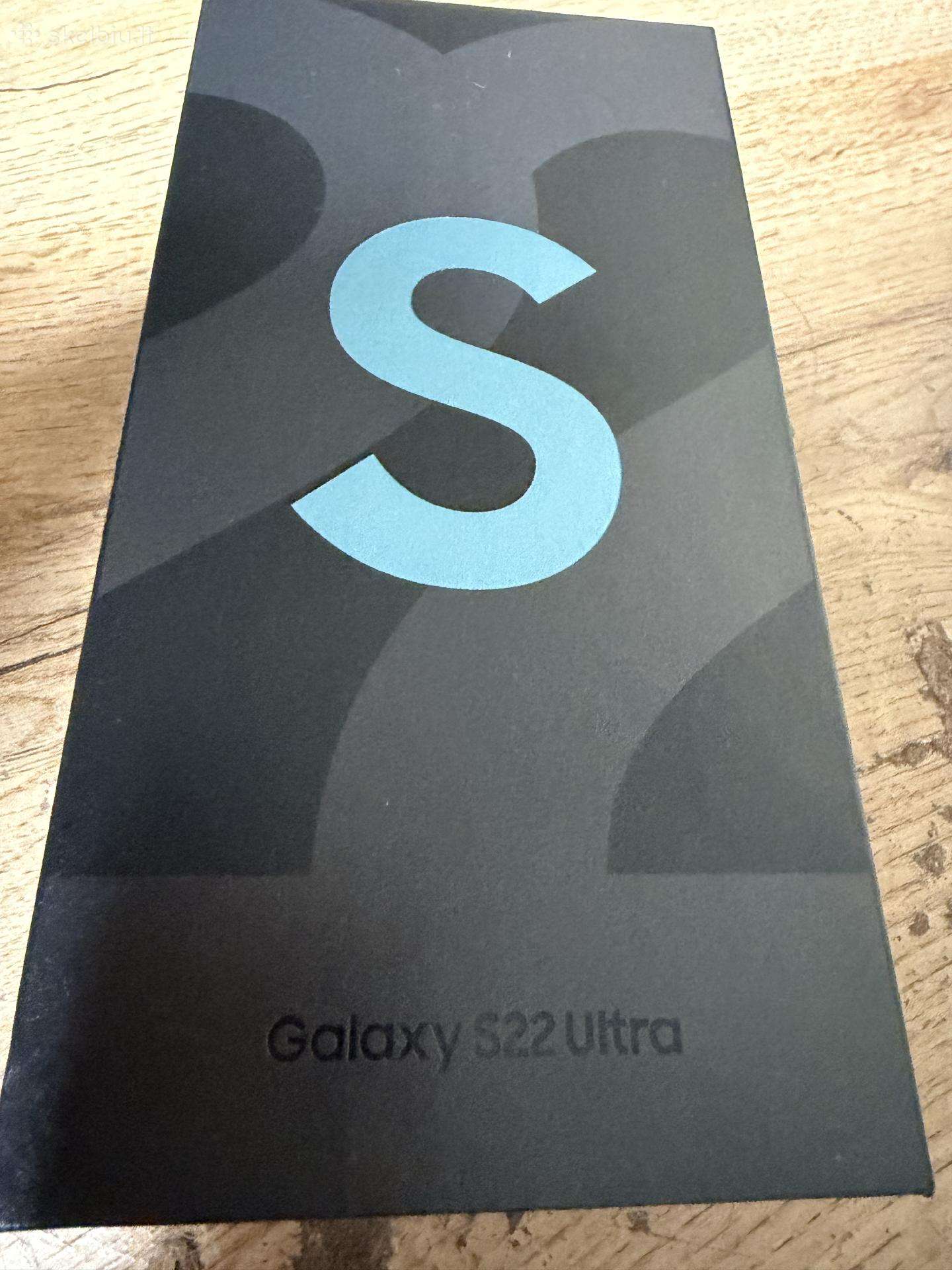 Parduodamas Samsung Galaxy S22 Ultra 256gb