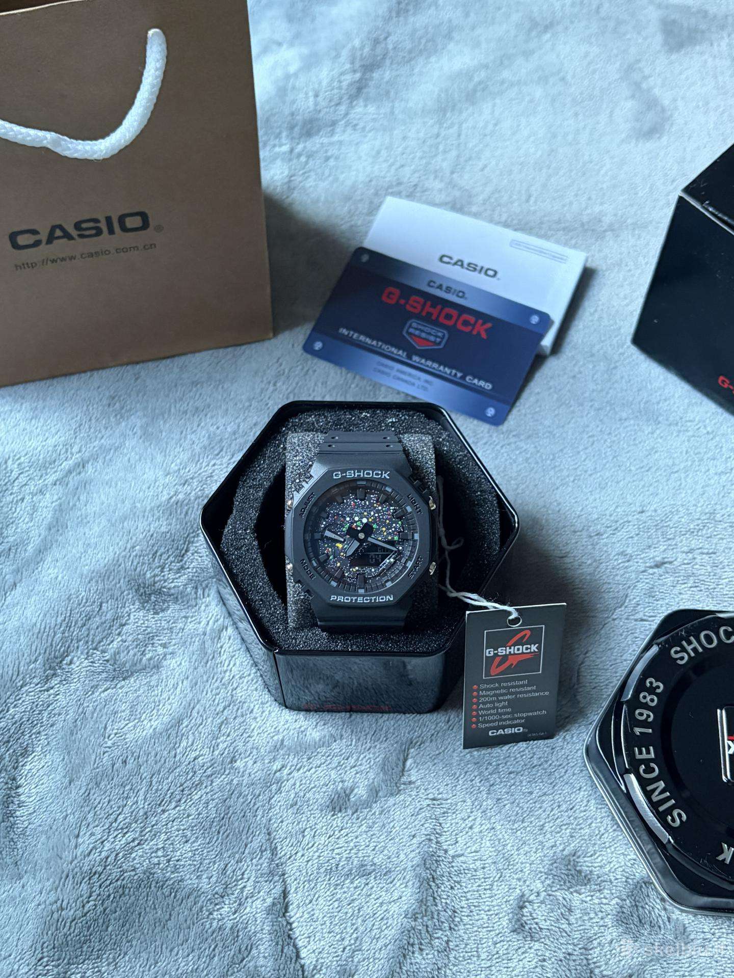G-shock Laikrodis juodas su taškeliais