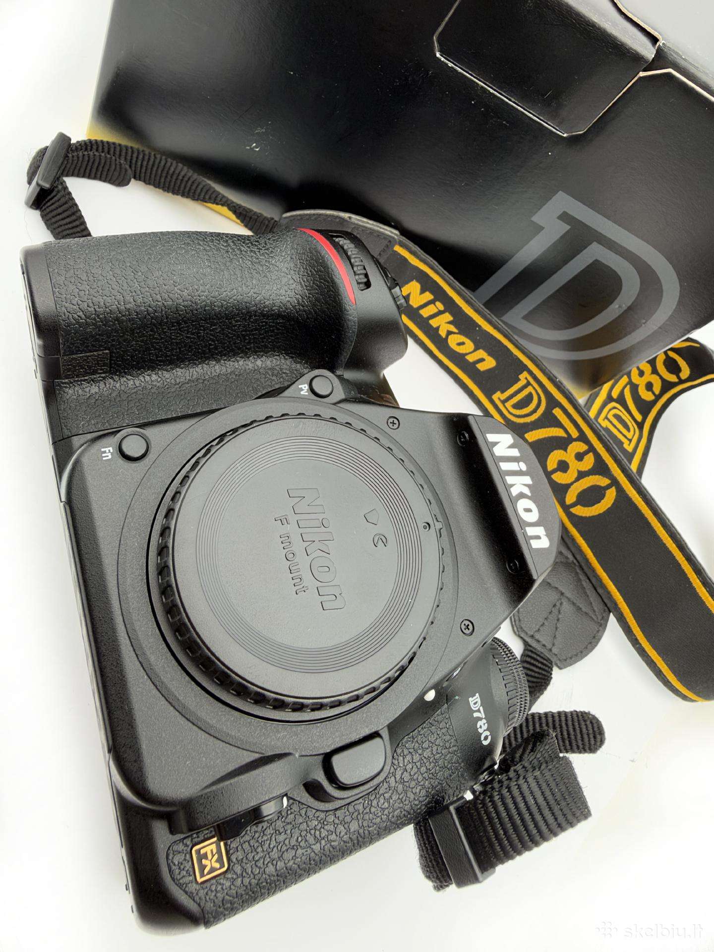 Nikon D780