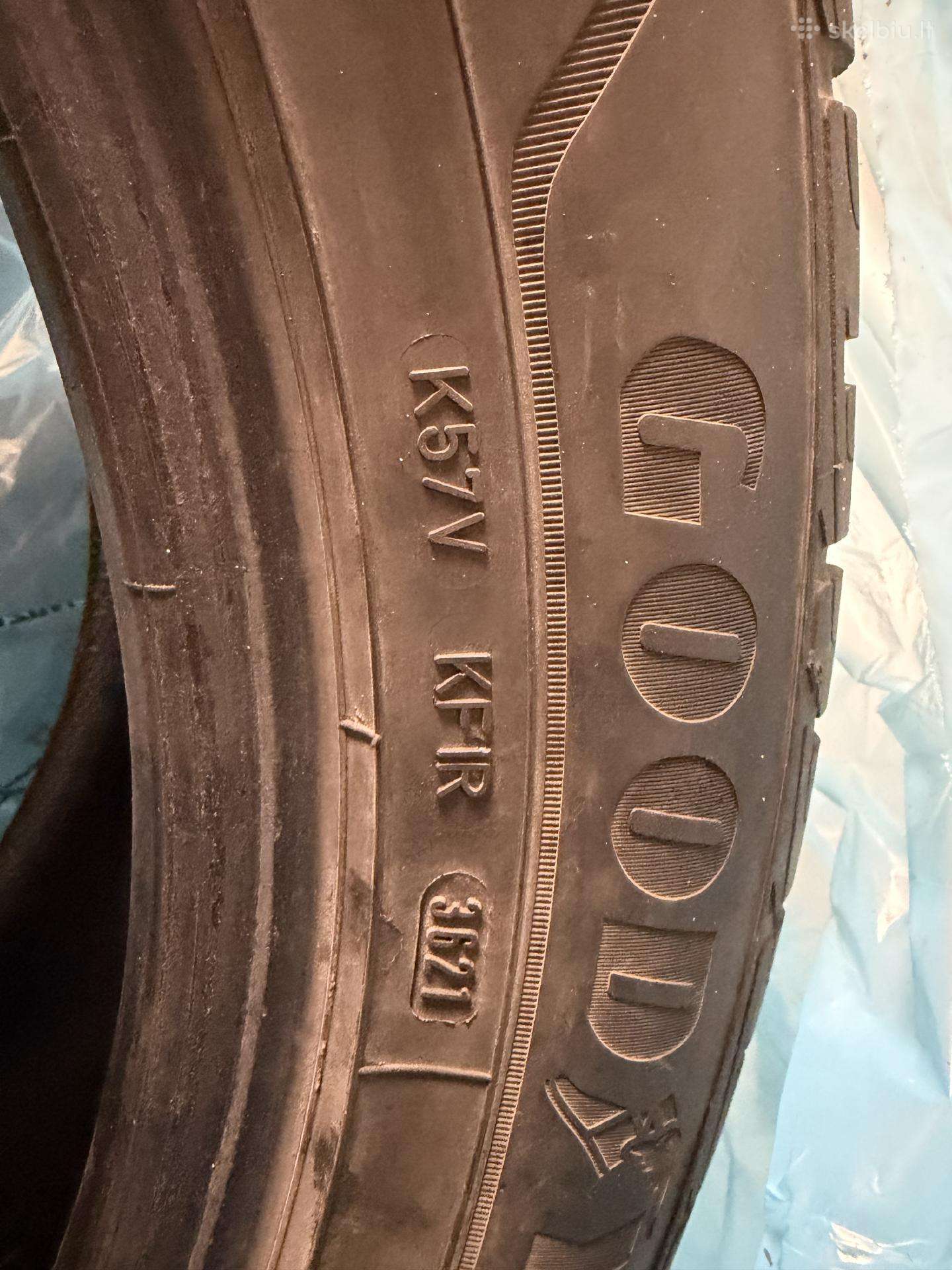 Parduodu Suv padangas 275/45/r20