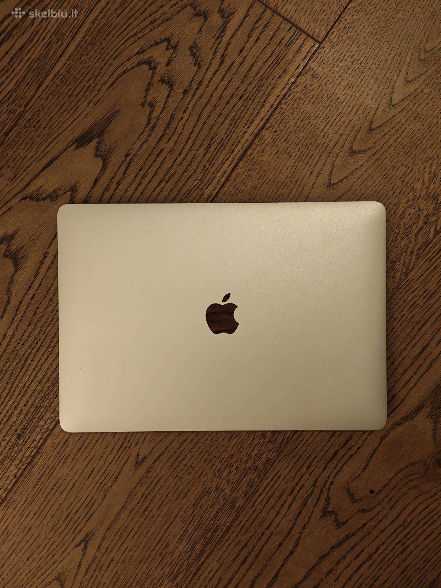 MacBook Air M1