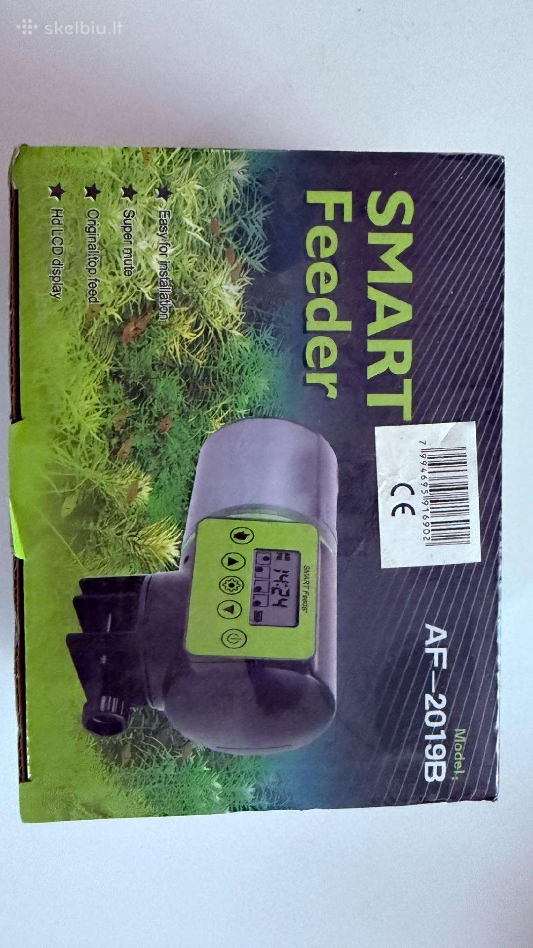 Akvariumo žuvų šėrykla