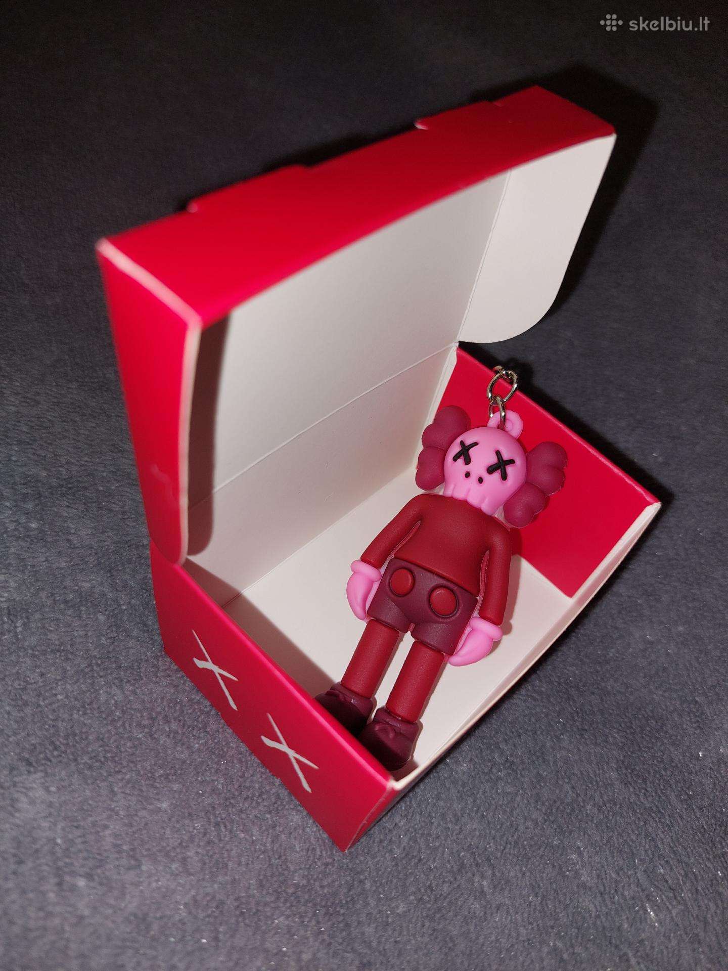 Kaws raktų pakabukai
