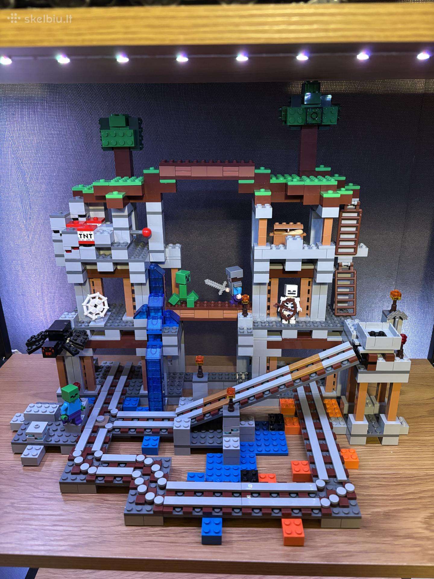 Lego Minecraft 21118