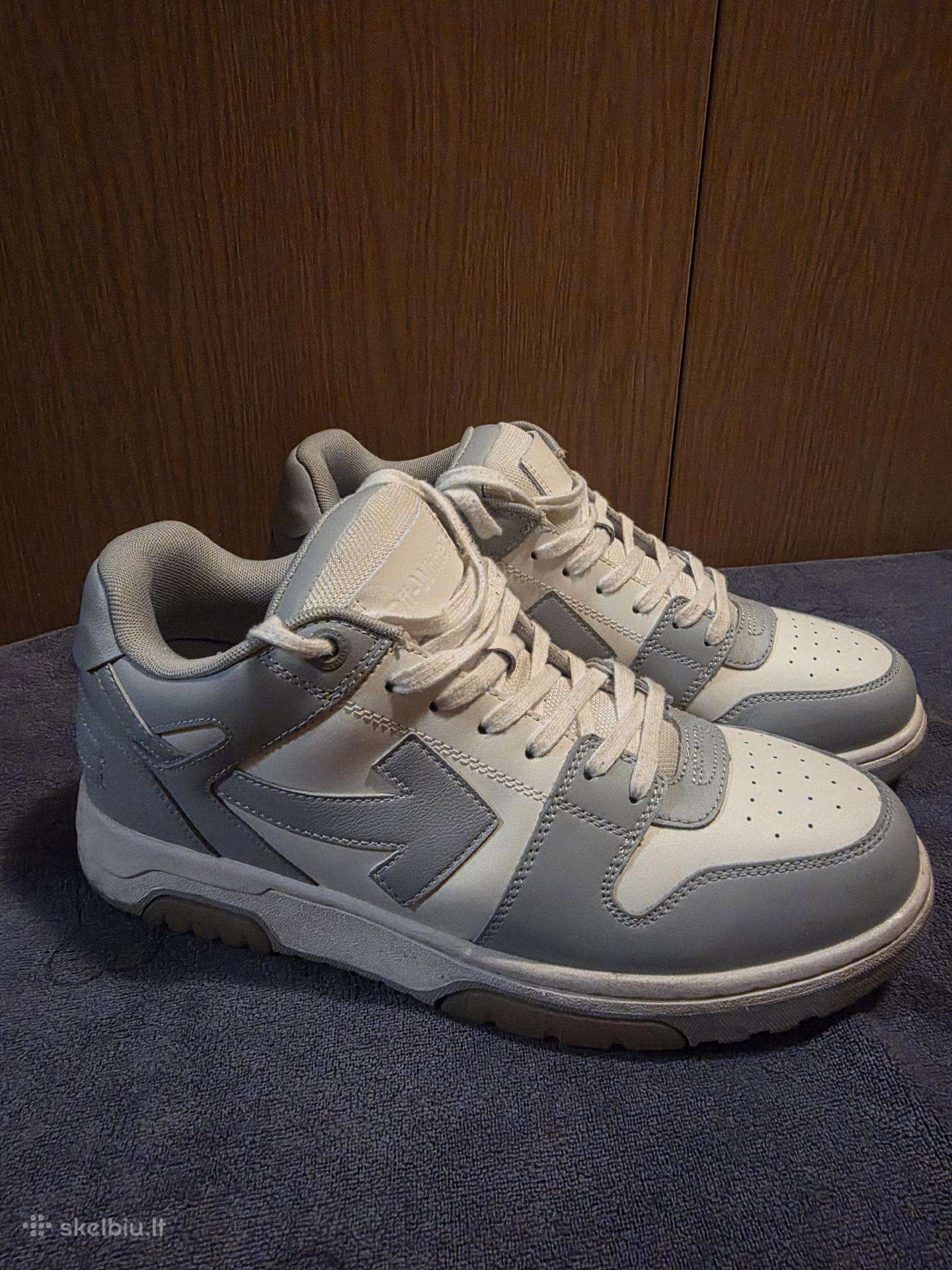 Off white kedai