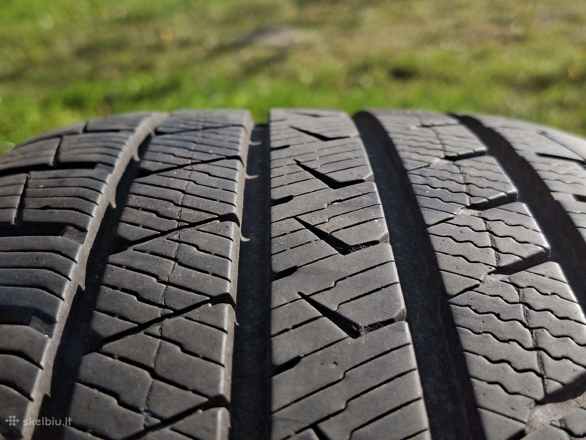 Padangos 225/55 R17
