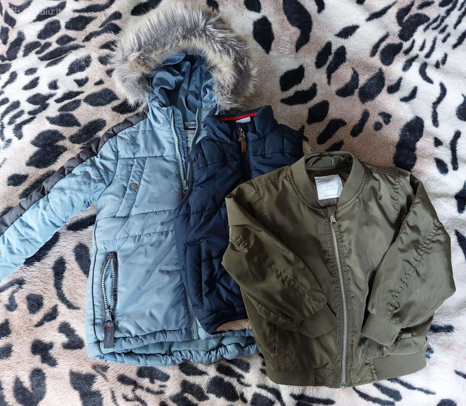 Atiduome berniukui drabužėlius 104d ir batus 25d