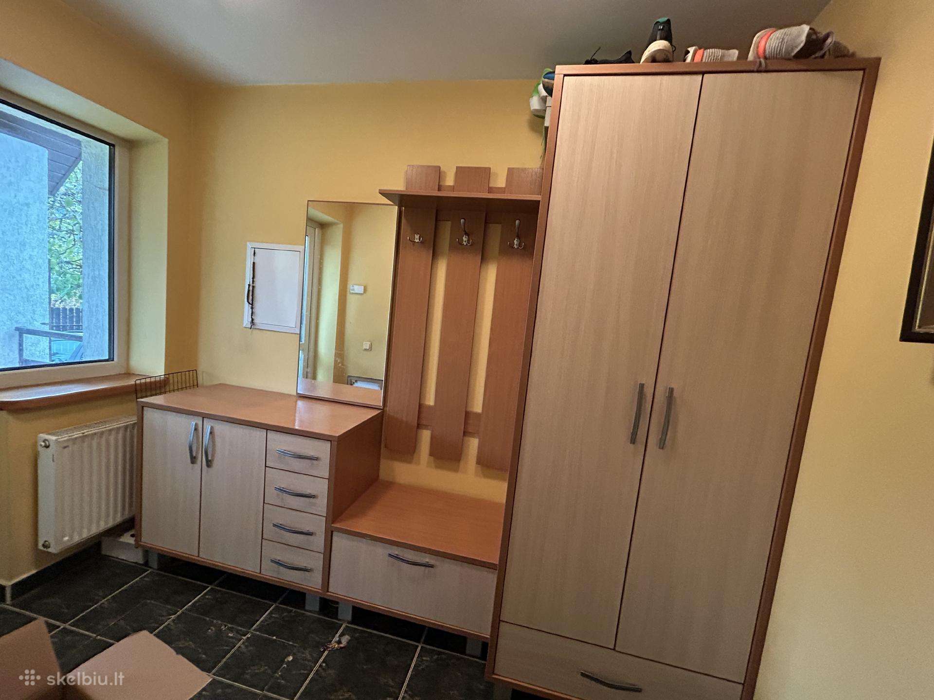 Prieškambario baldai