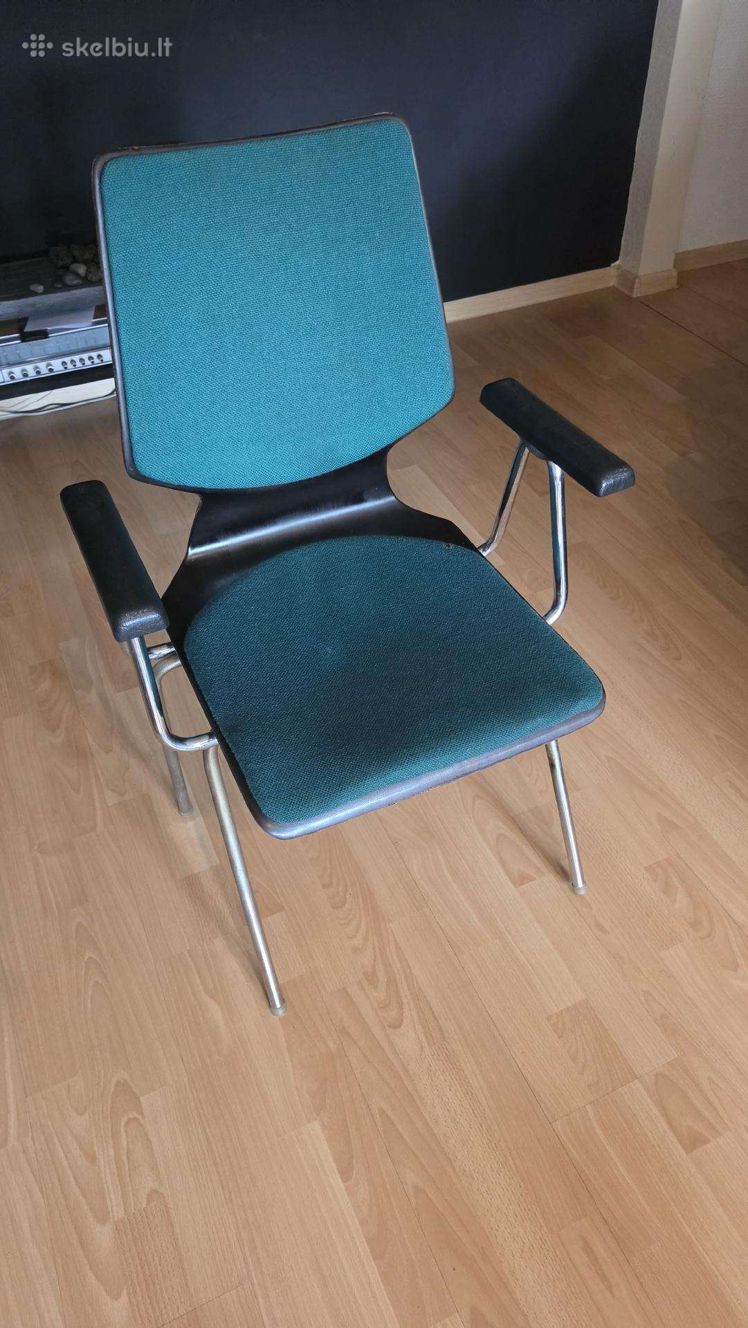 Flötotto vintažinė darbo kėdė.