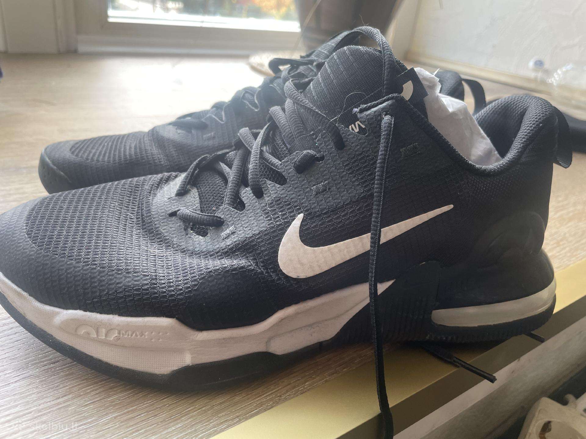 Kedai Nike air