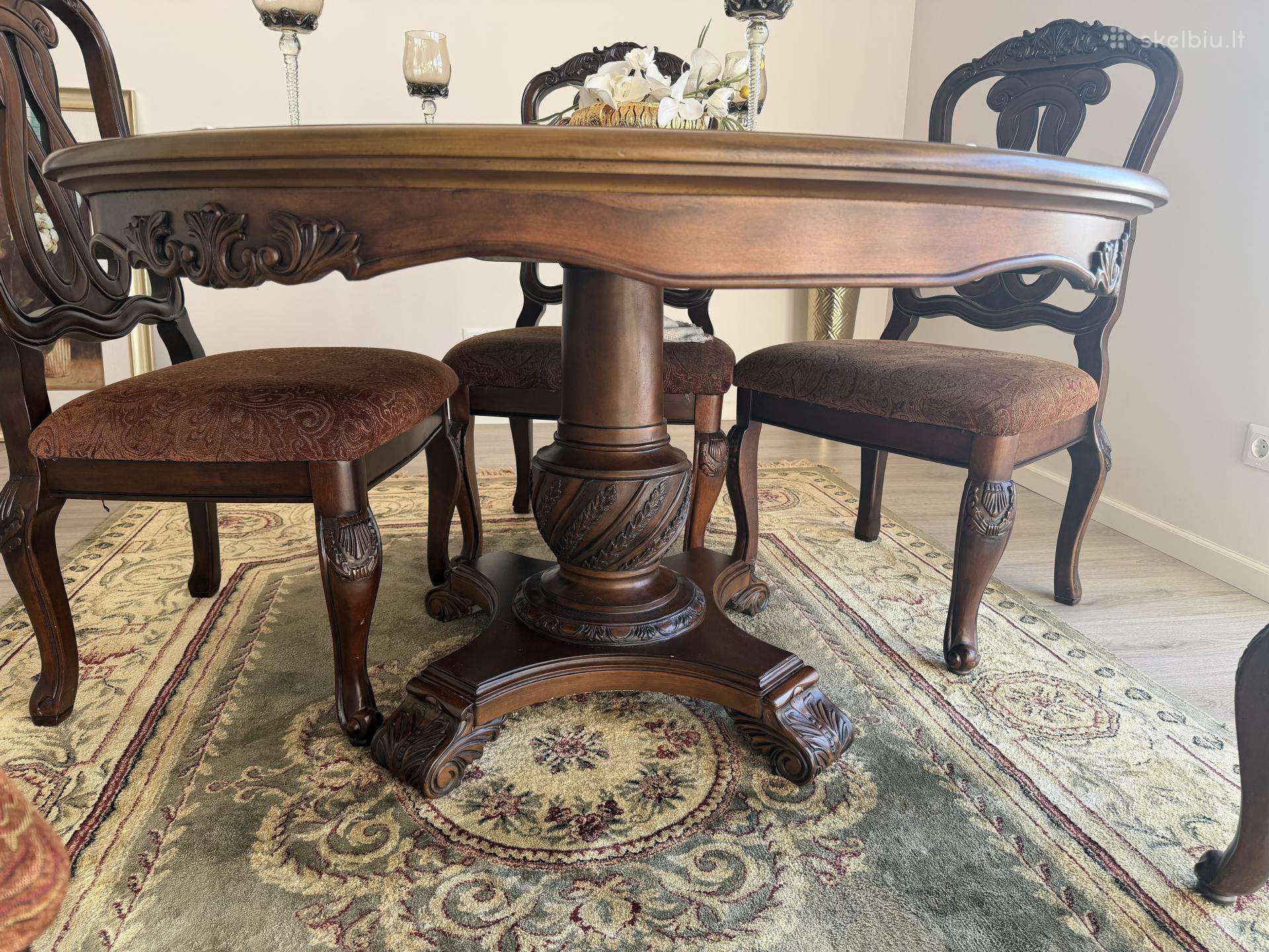Parduodamas originalus Ashley Furniture (JAV)