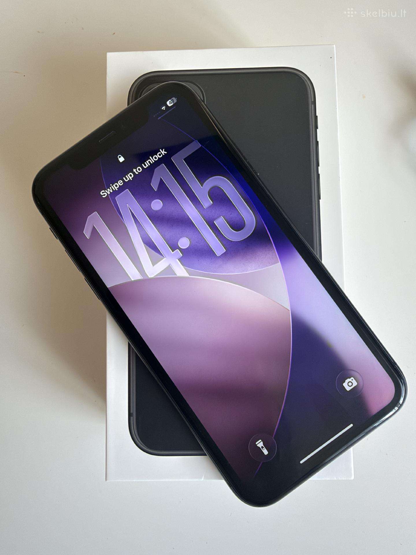 iPhone 11