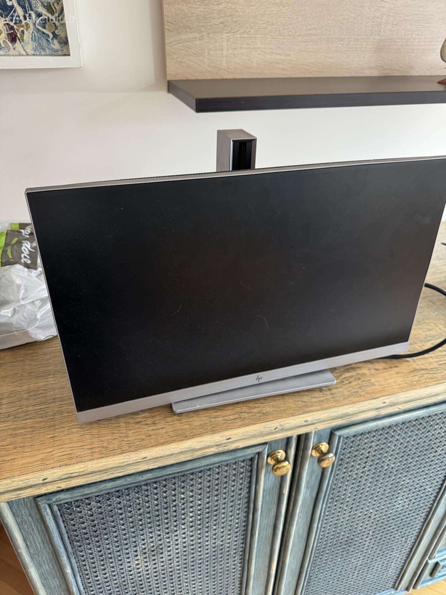 Hp E223 monitorius