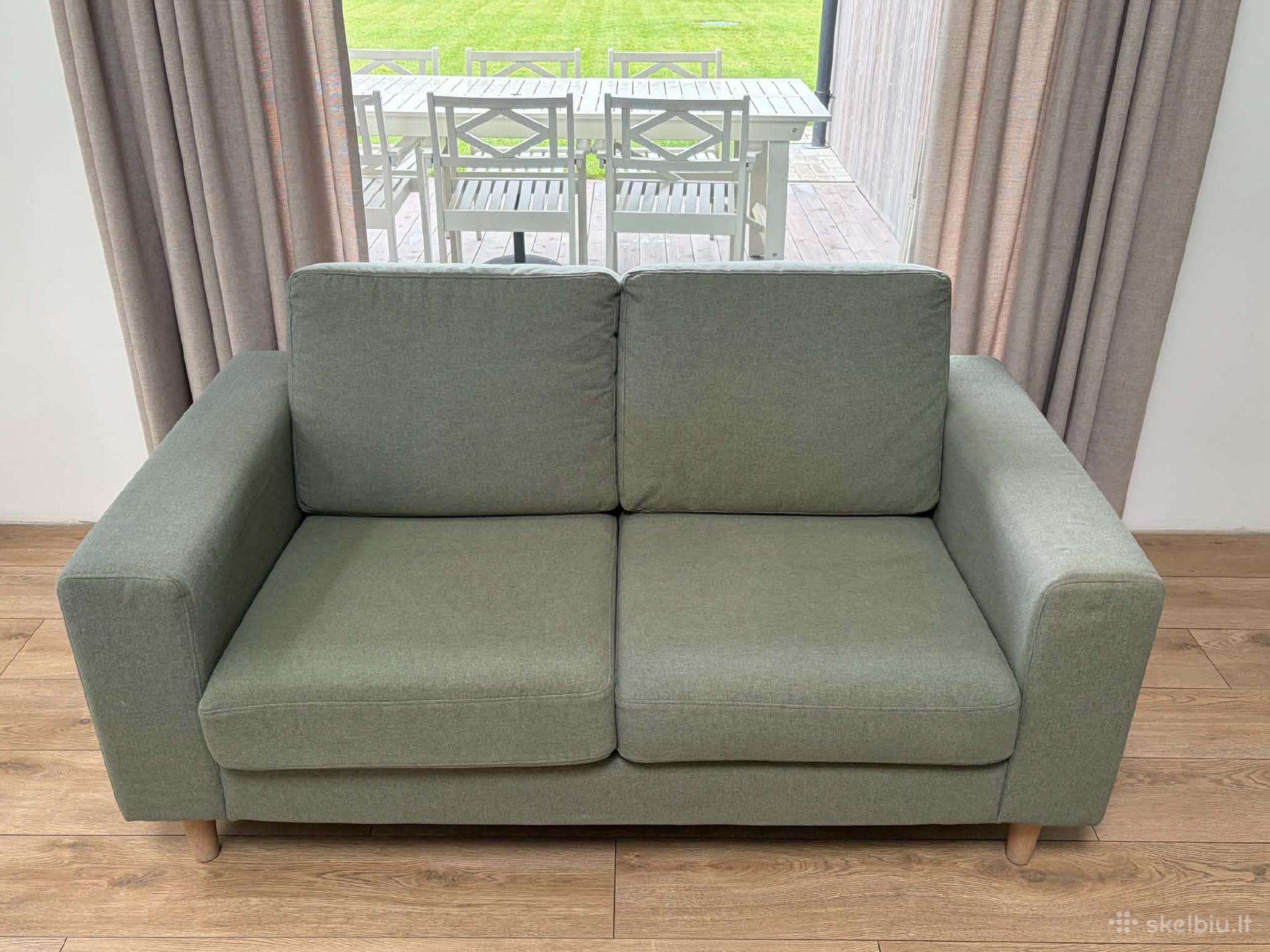 Dvivietė sofa žalia (iš Ease baldai)