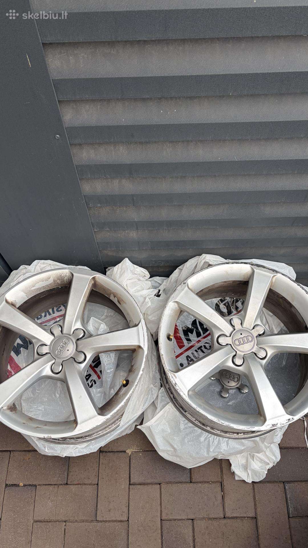 Audi A3 R17 originalūs lieti ratlankiai