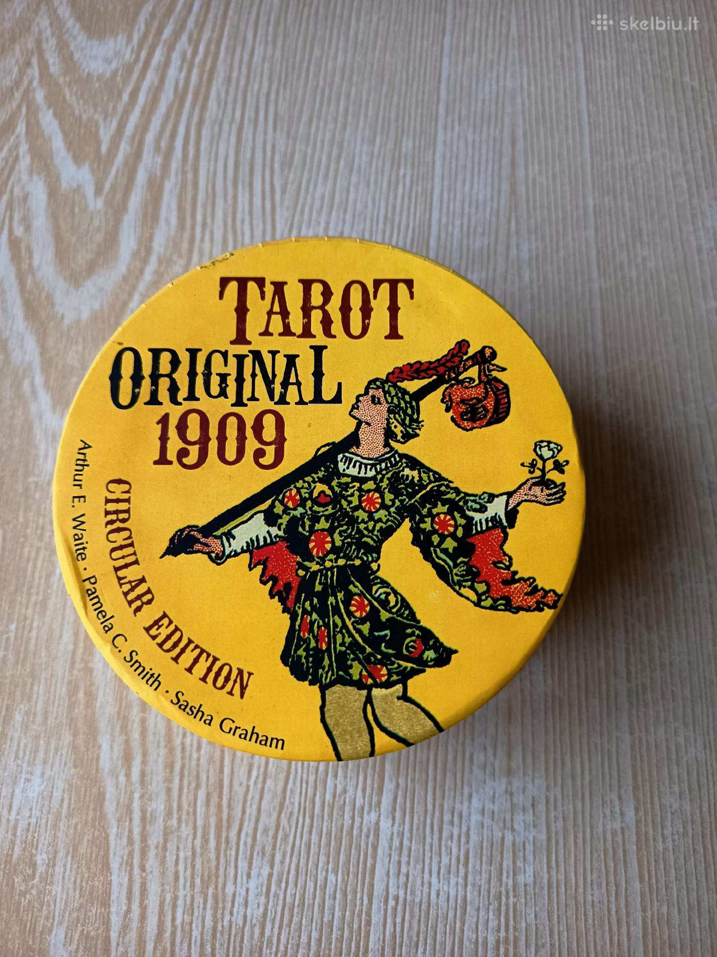Apvalios formos Tarot kortų kaladė