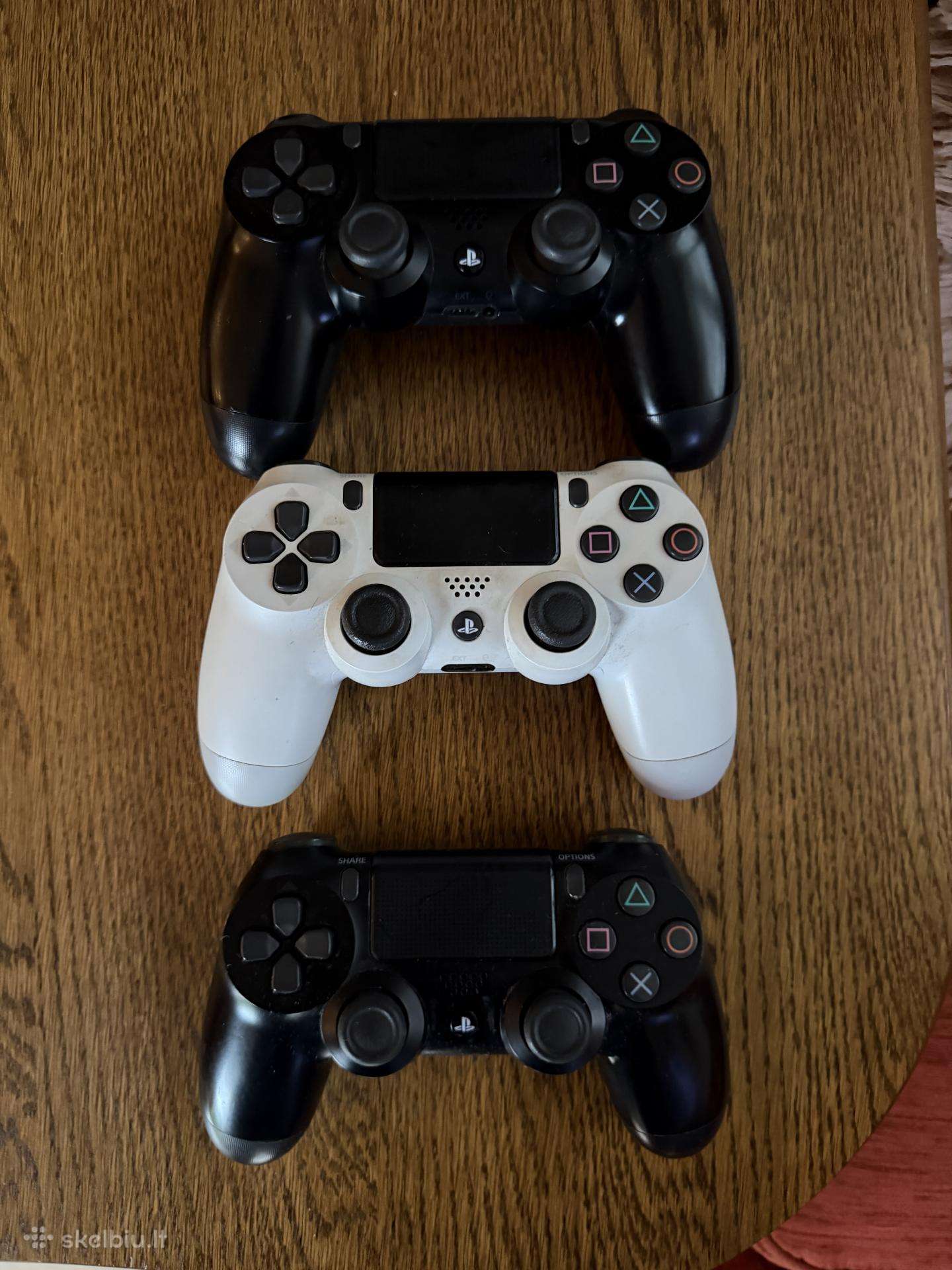 Playstation 4 pulteliai