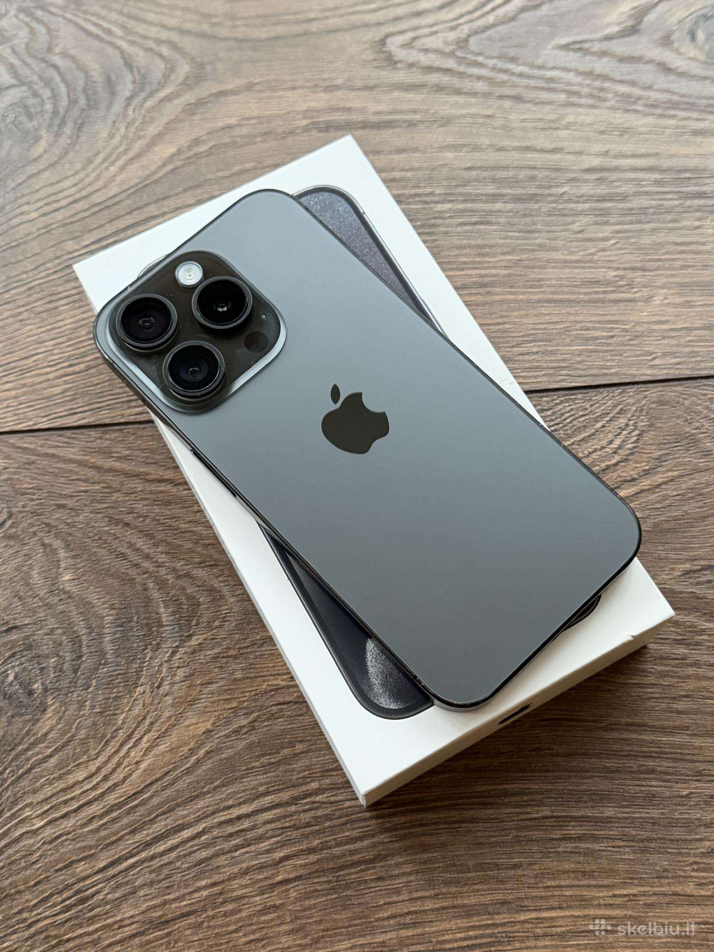 Apple iPhone 15 Pro 256gb Black Titanium