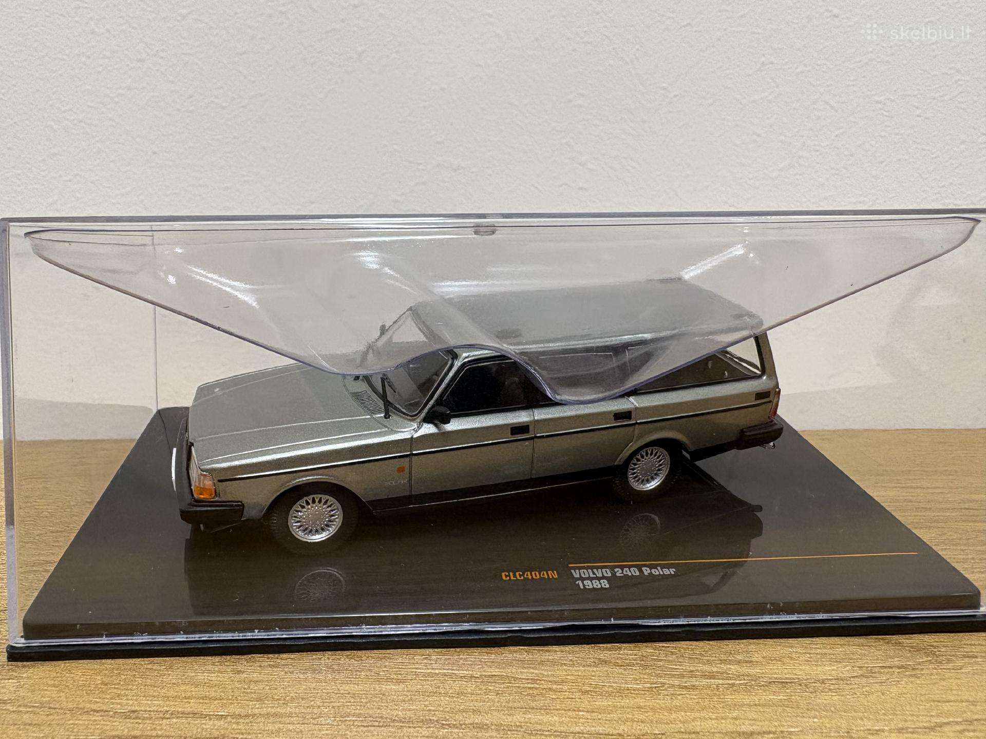 Volvo 240 Polar