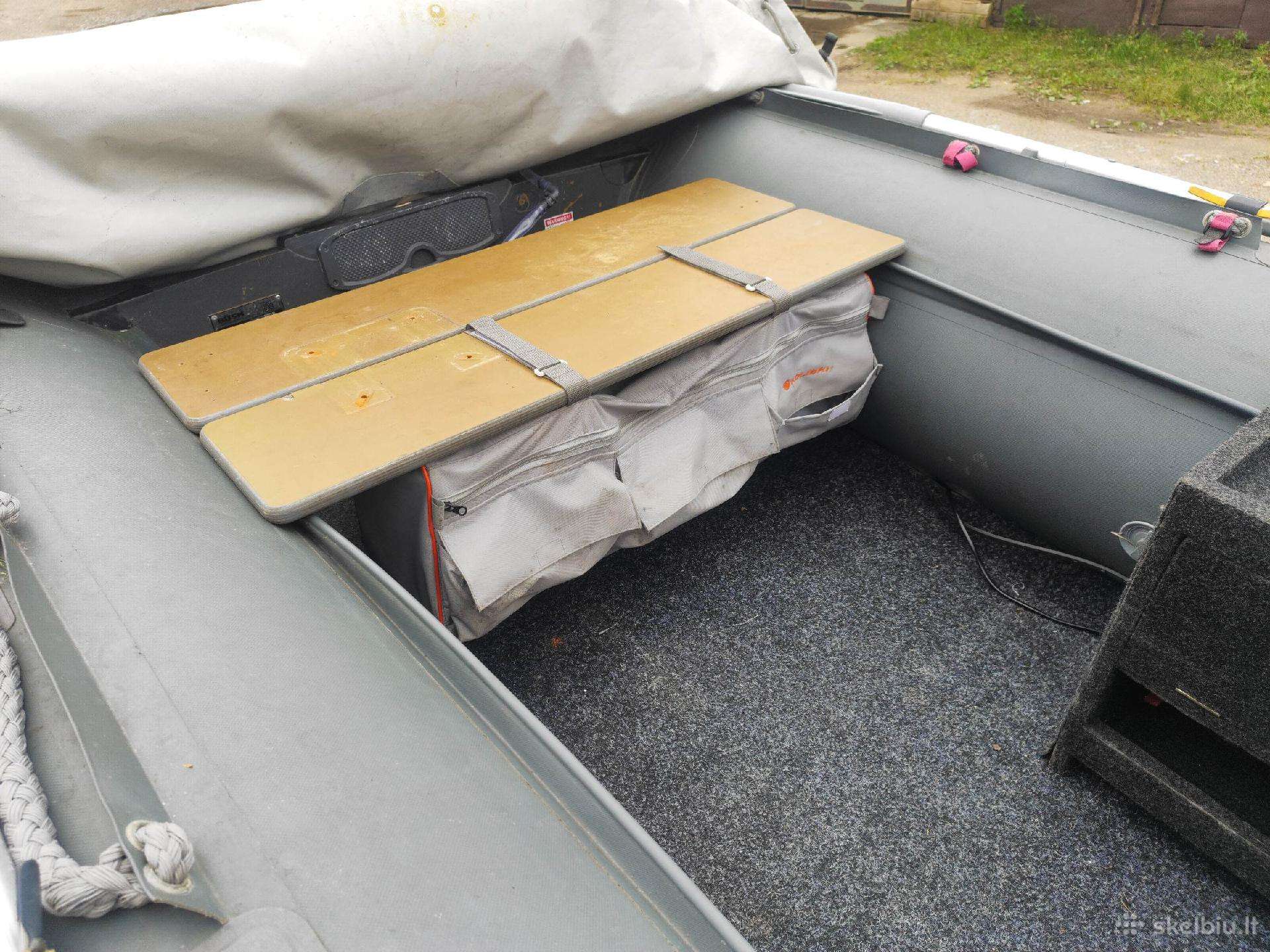 Bush Cayman, inflatable boats