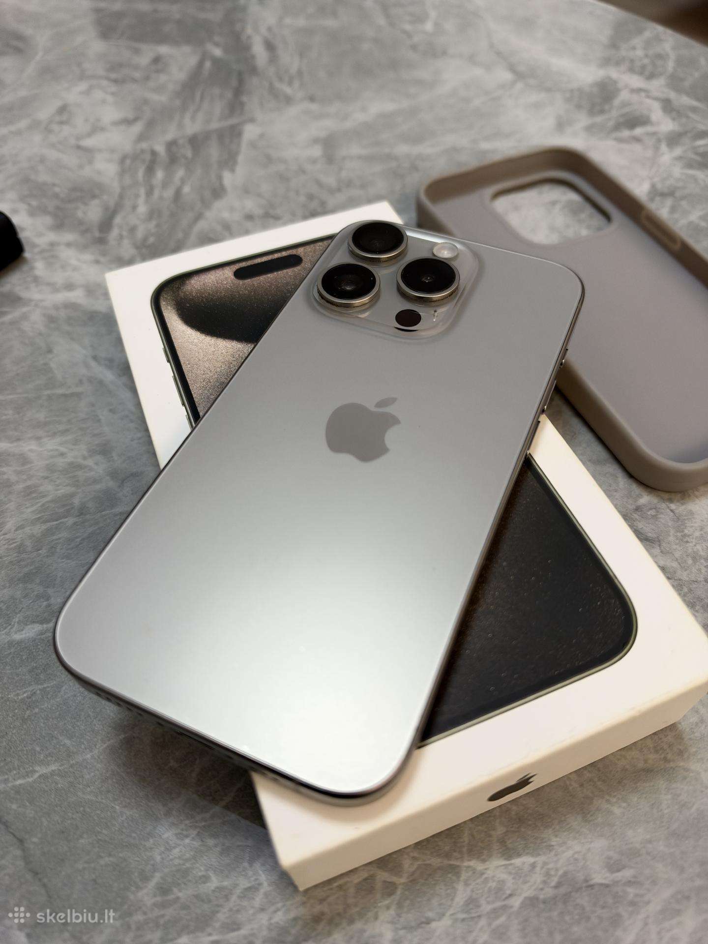 iPhone 15 Pro 256gb Silver